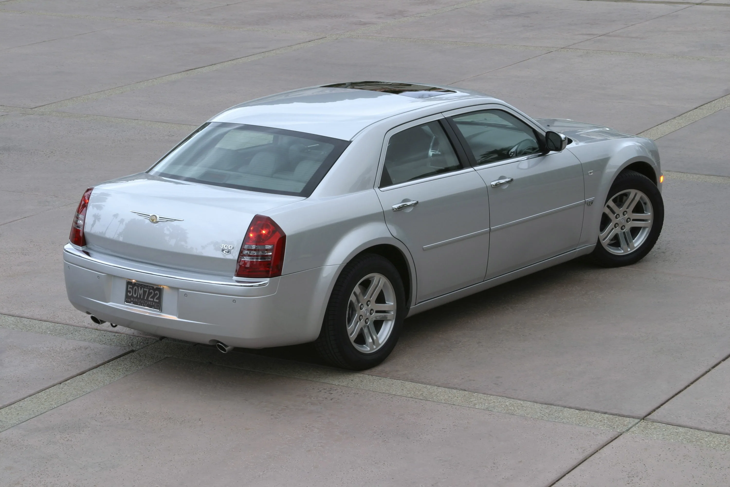 CHRYSLER-300C-2169_37.jpeg