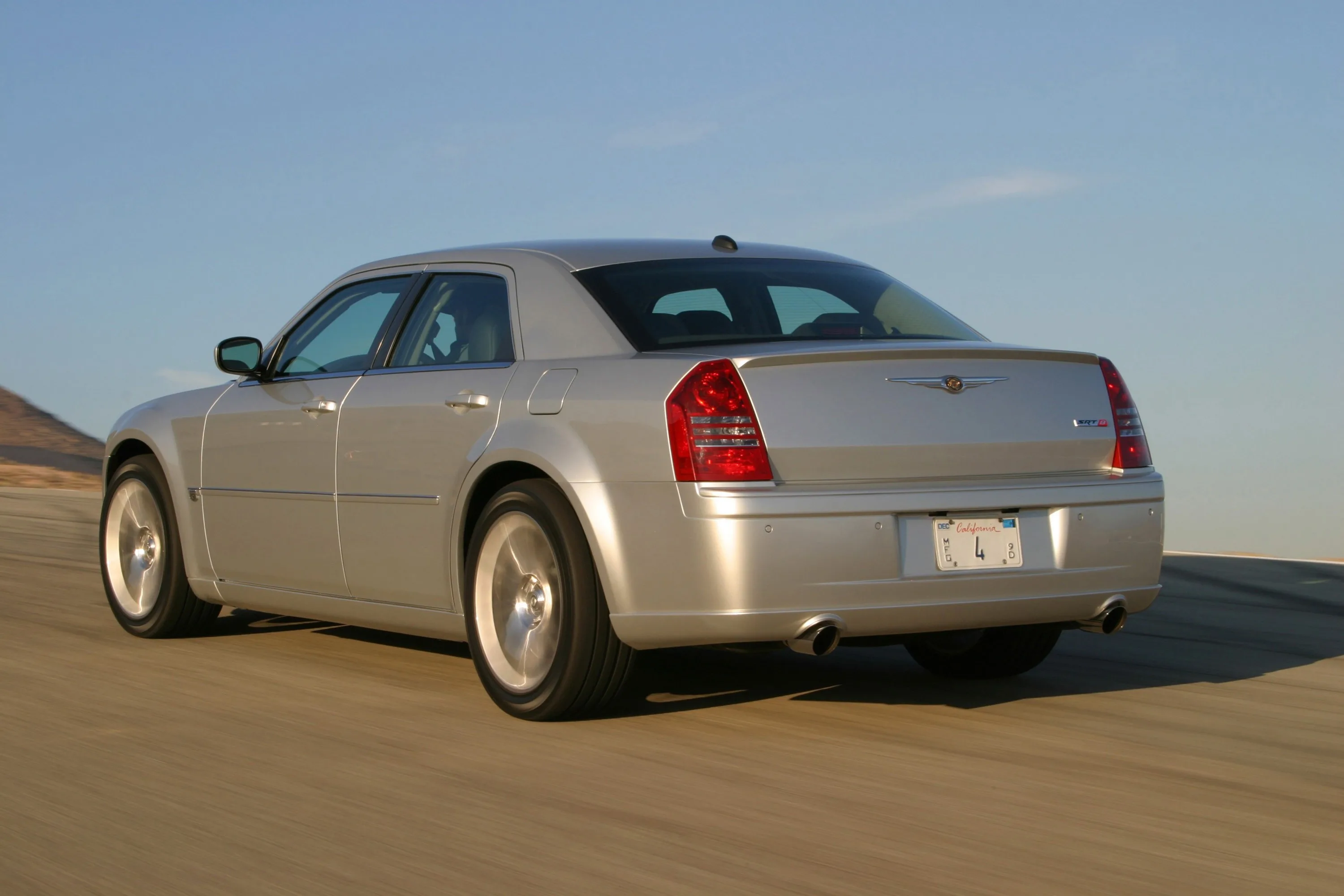 CHRYSLER-300C-SRT8-2167_51.jpeg
