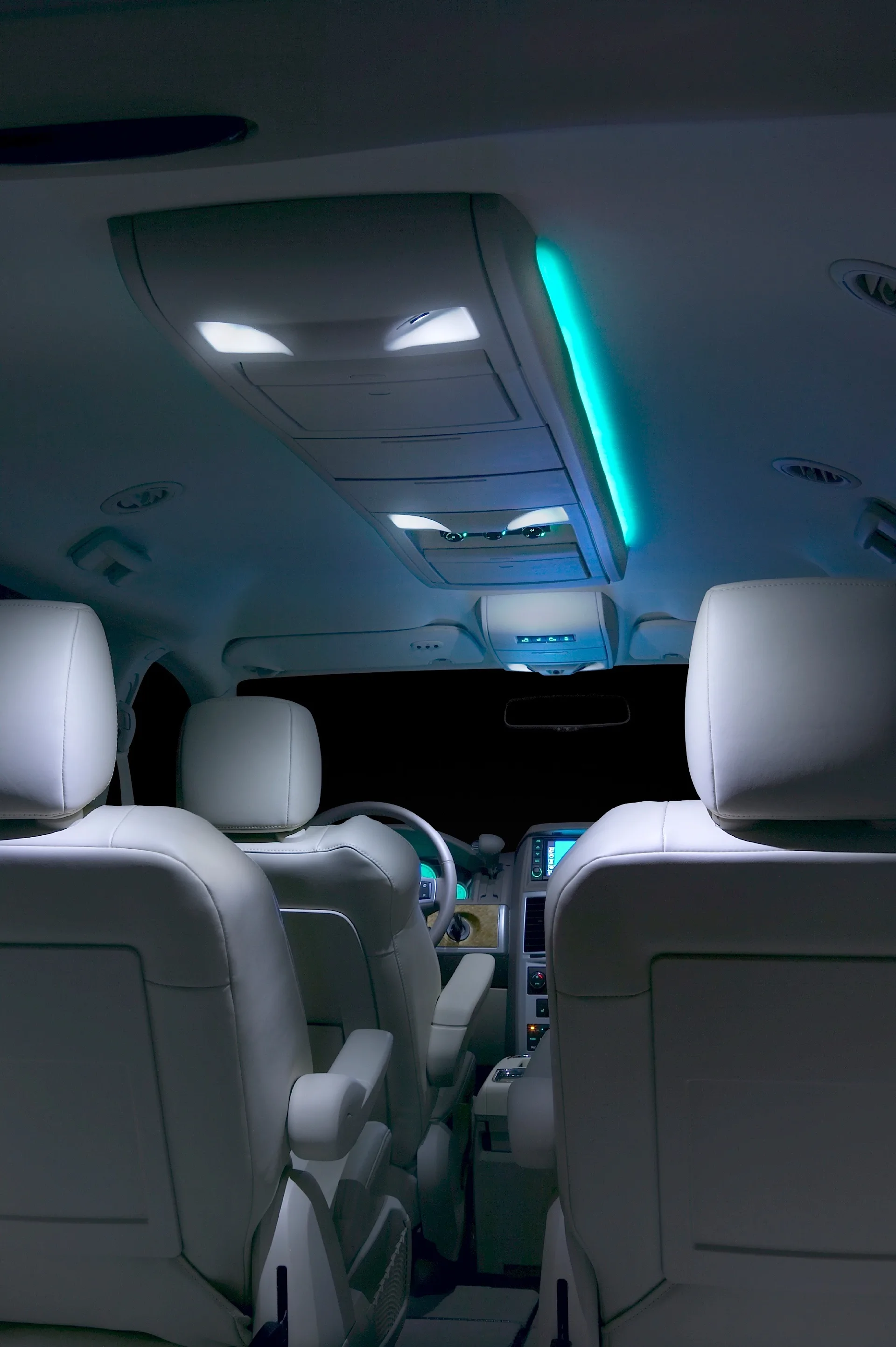 2009 Town &amp; Country Ambient Halo Lighting with Pinpoint LED light