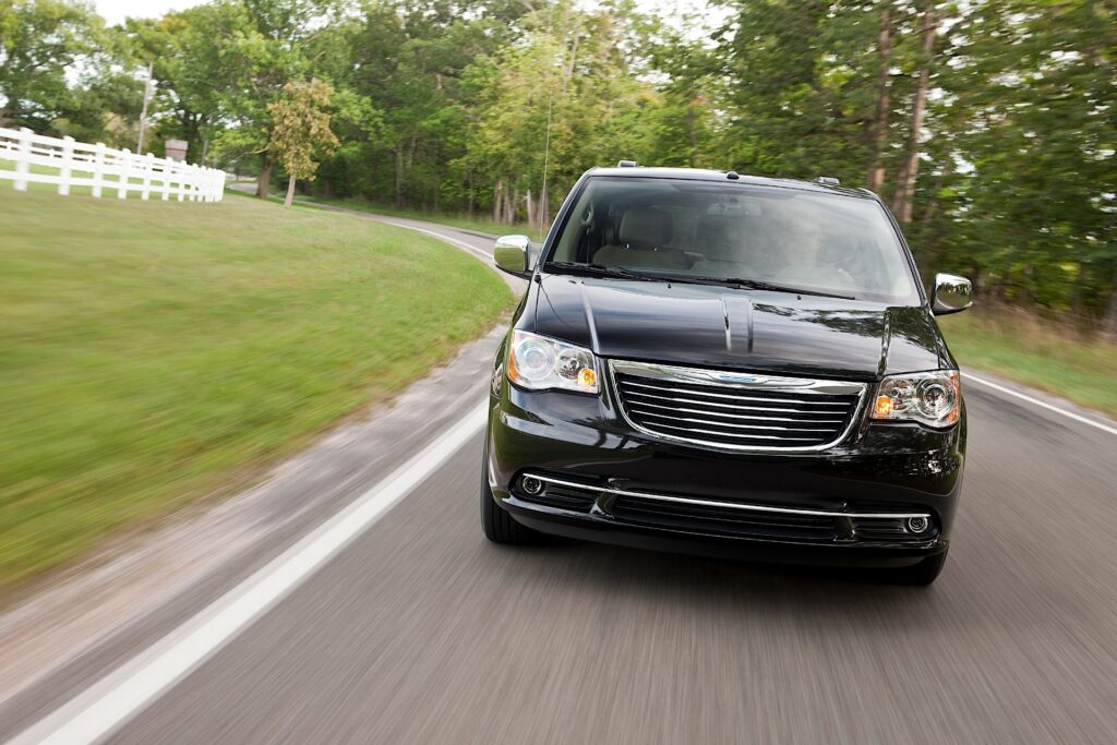 CHRYSLER Town & Country 2007-2016
