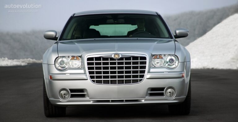 CHRYSLER 300C Touring SRT8 2006-2010
