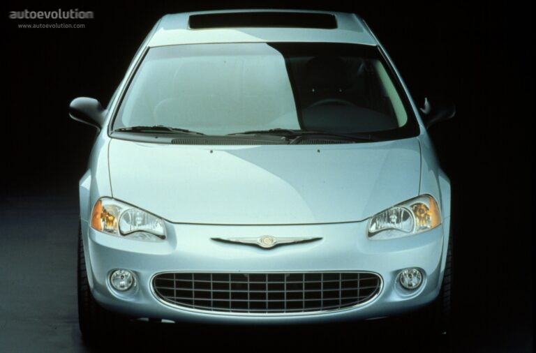 CHRYSLER Sebring Sedan 2001-2003