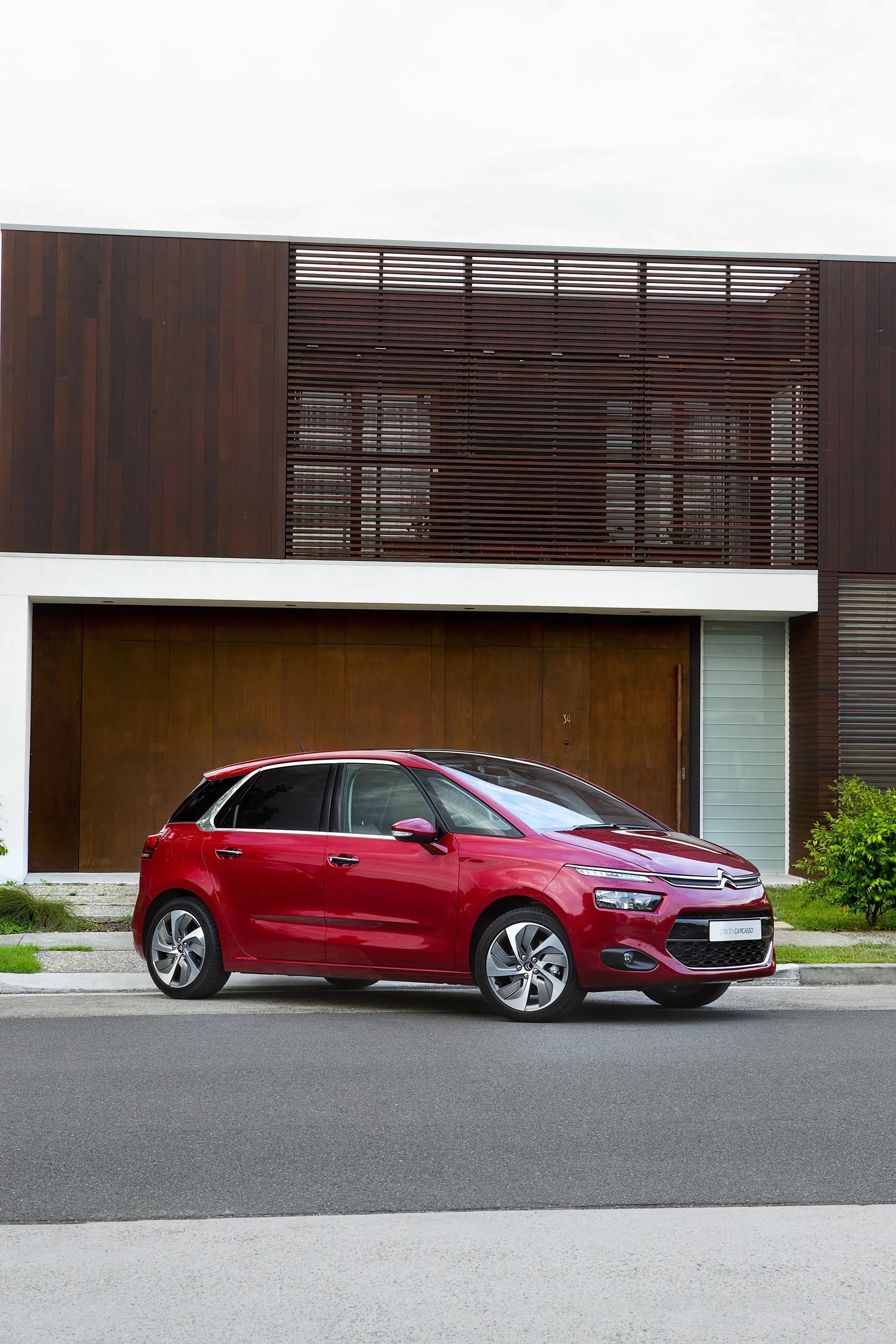 CITROEN-C4-Picasso-4838_53.jpg