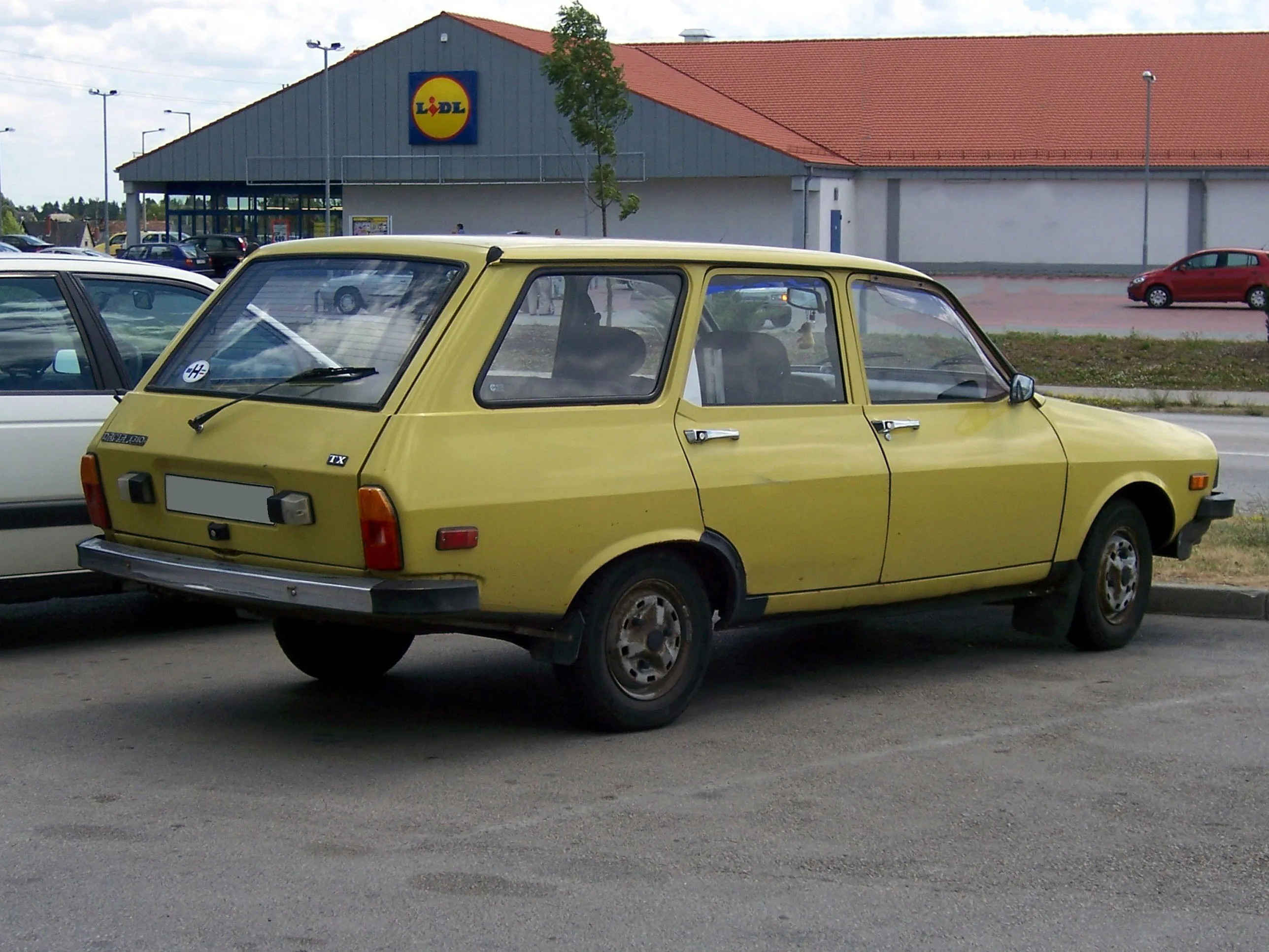 DACIA-1310-Break-5544_3.jpg