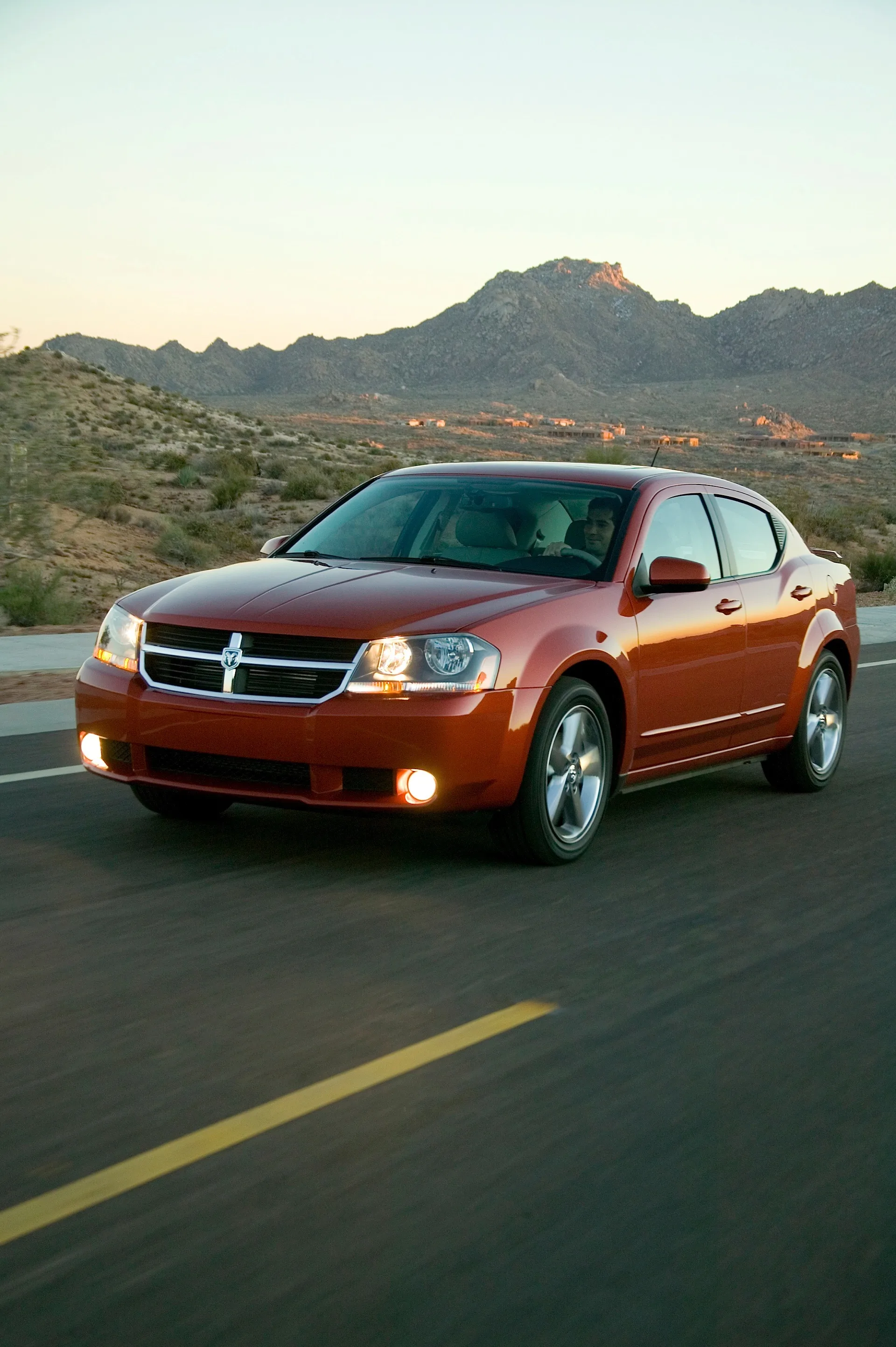 DODGE-Avenger-2299_37.jpg