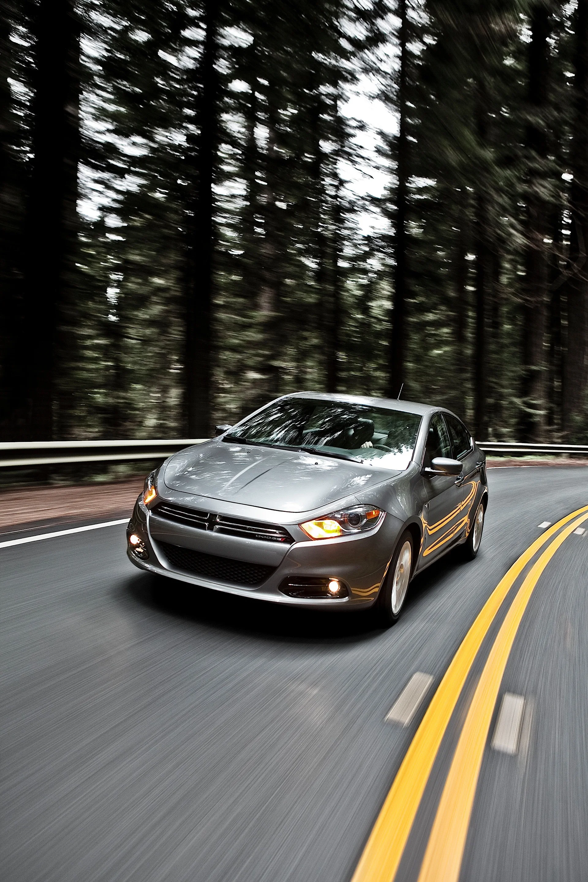 DODGE-Dart-4463_83.jpg
