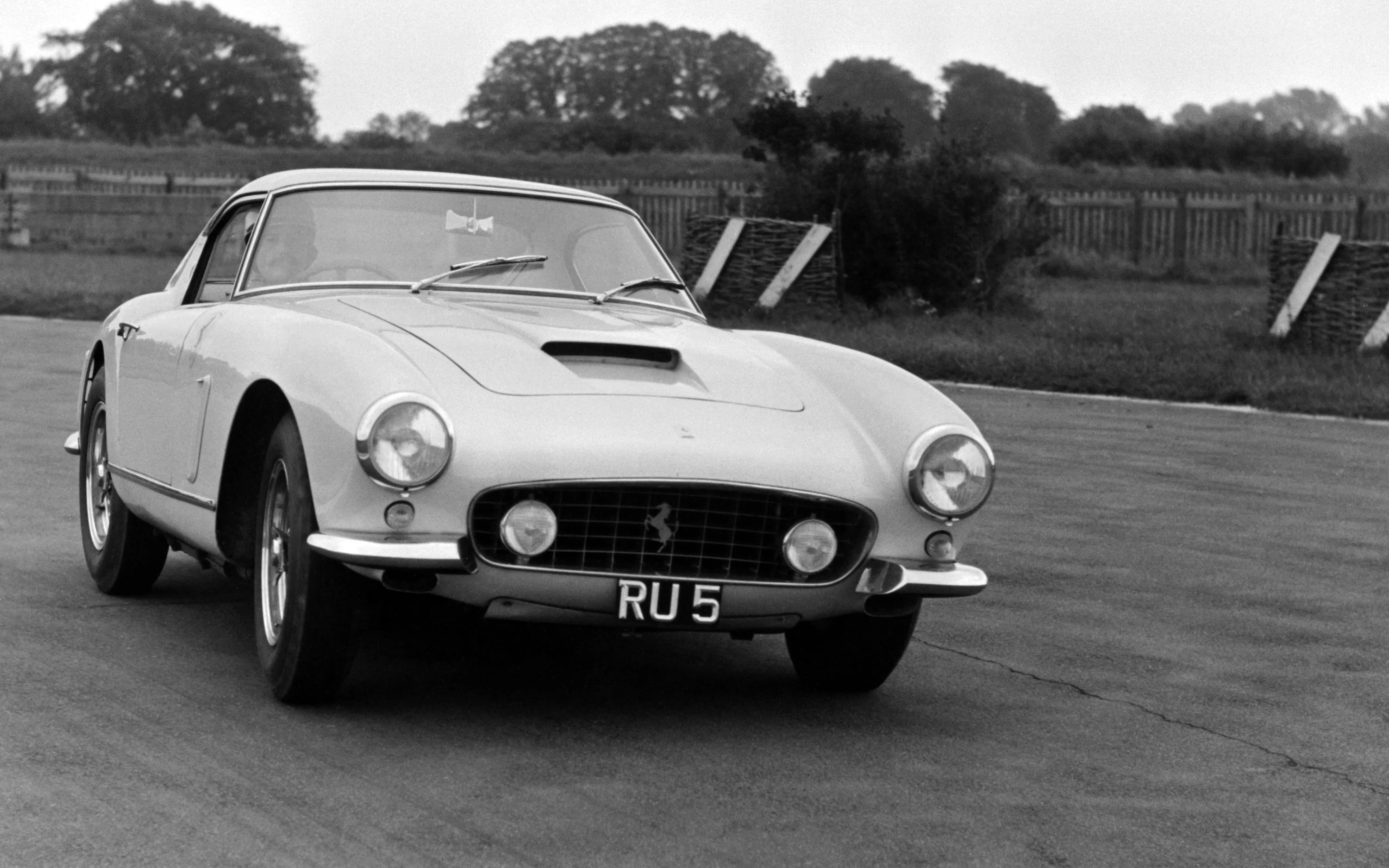 FERRARI-250-GT-5525_31.jpeg