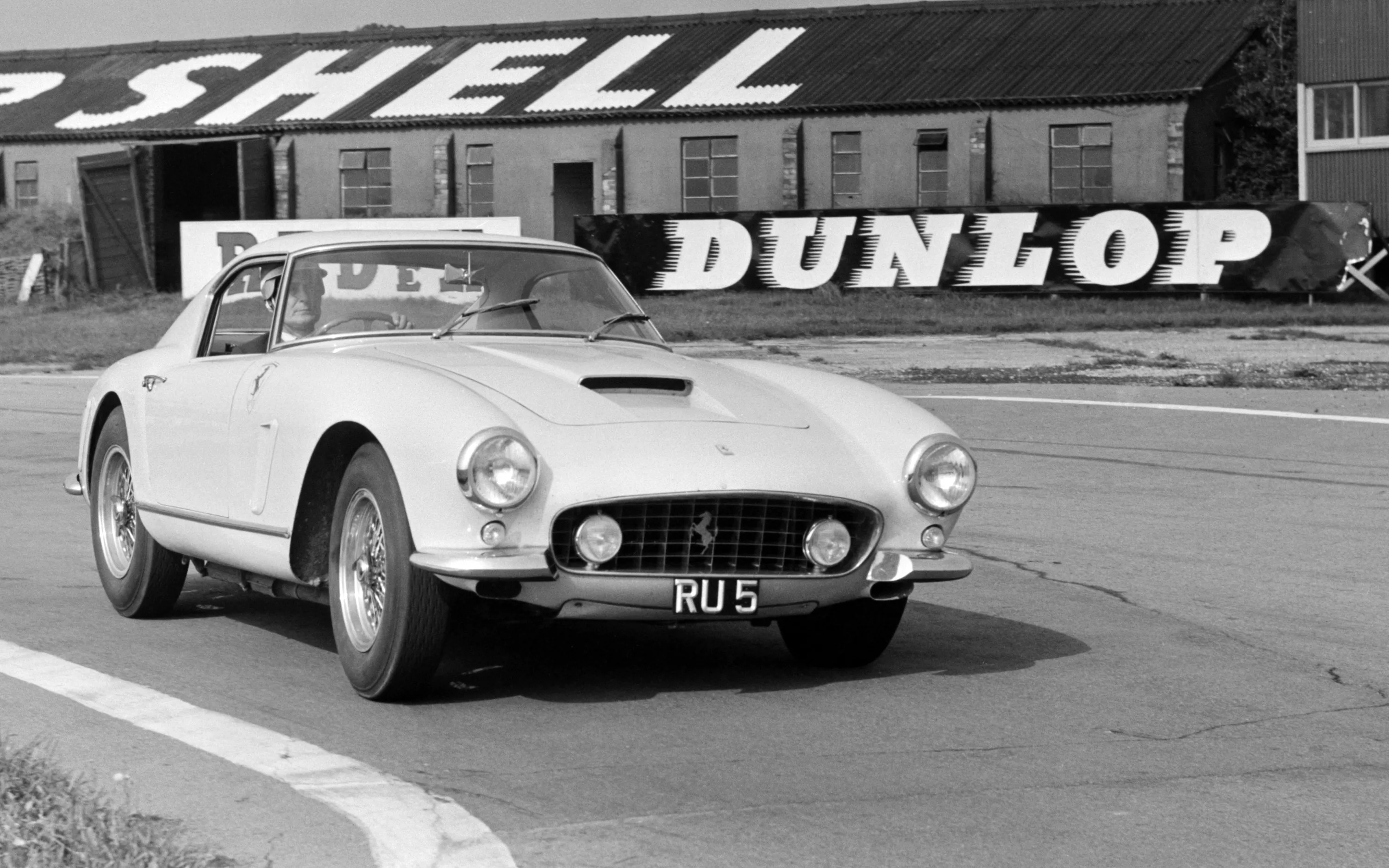 FERRARI-250-GT-5525_34.jpeg