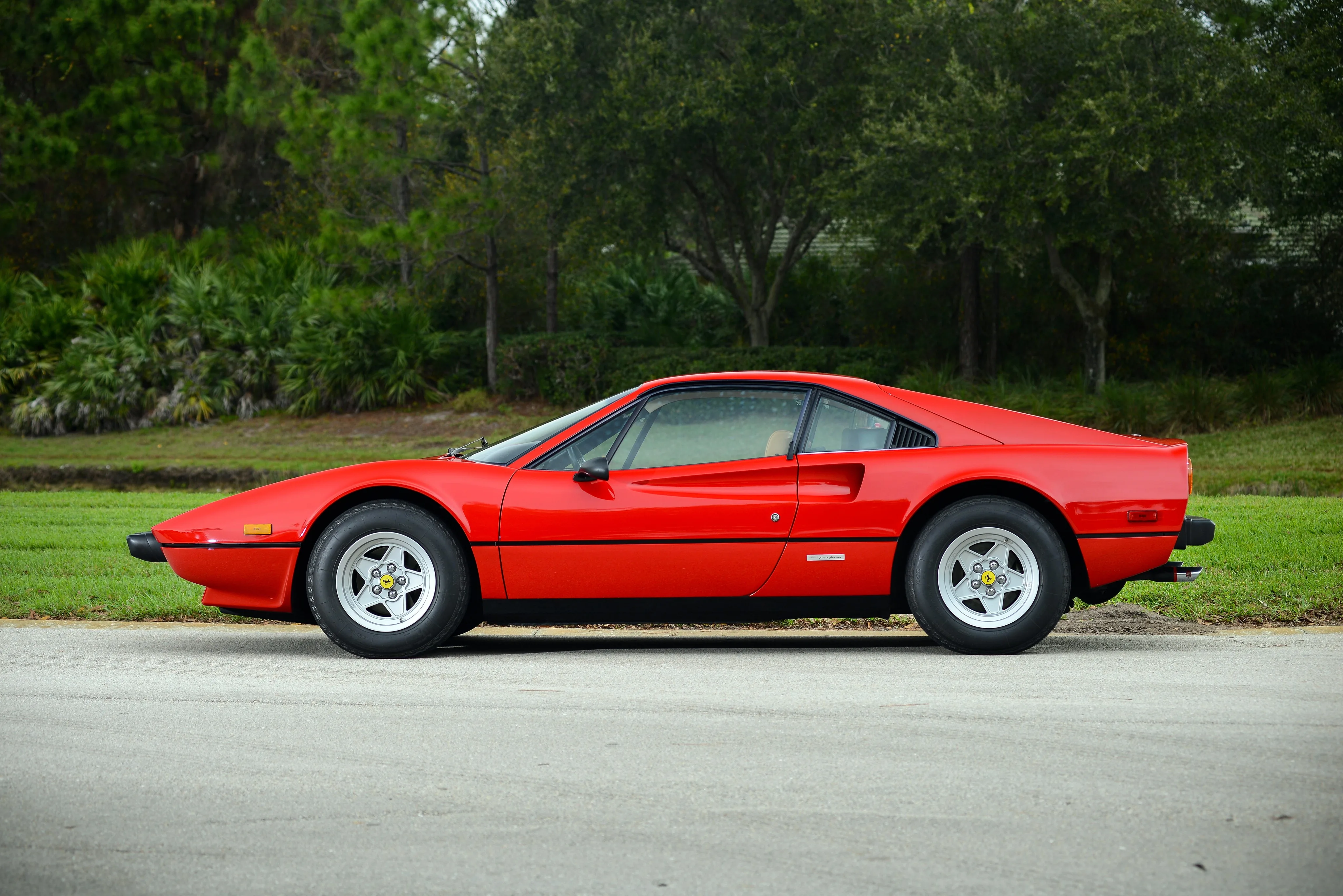 FERRARI-308-GTB-5496_36.jpeg