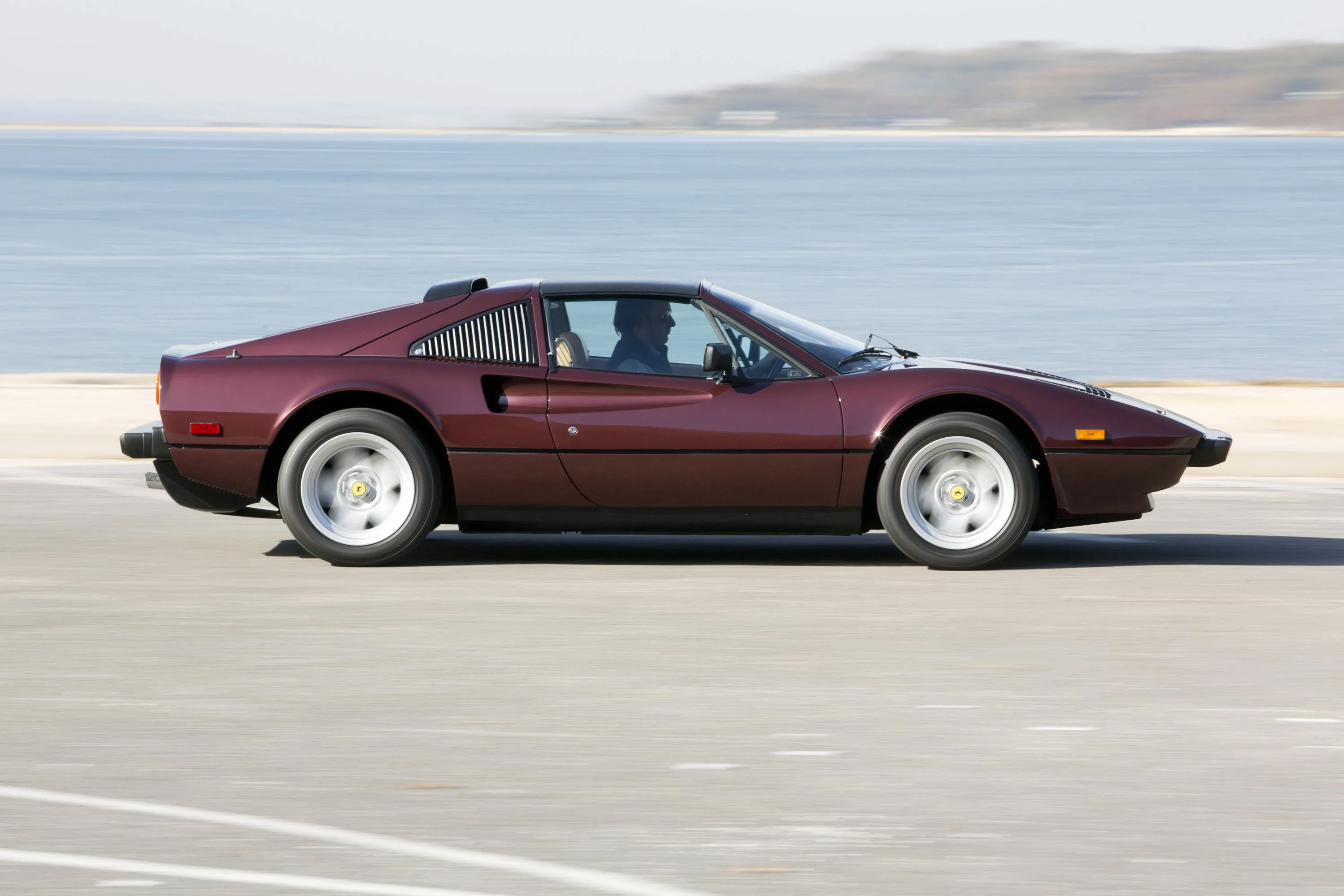 FERRARI-308-GTSi-Quattrovalvole-3184_23.jpeg