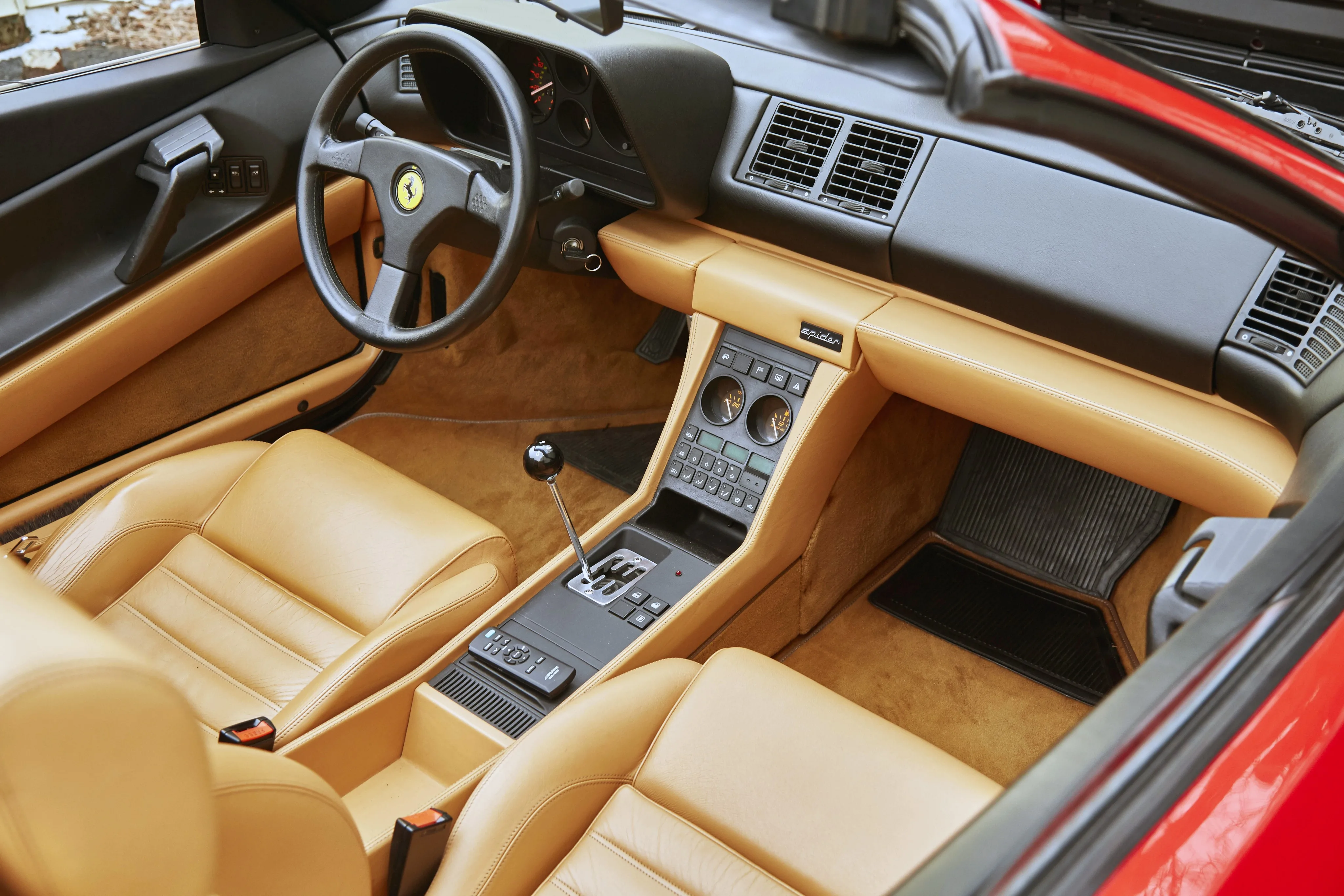 FERRARI-348-Spider-1070_5.jpeg