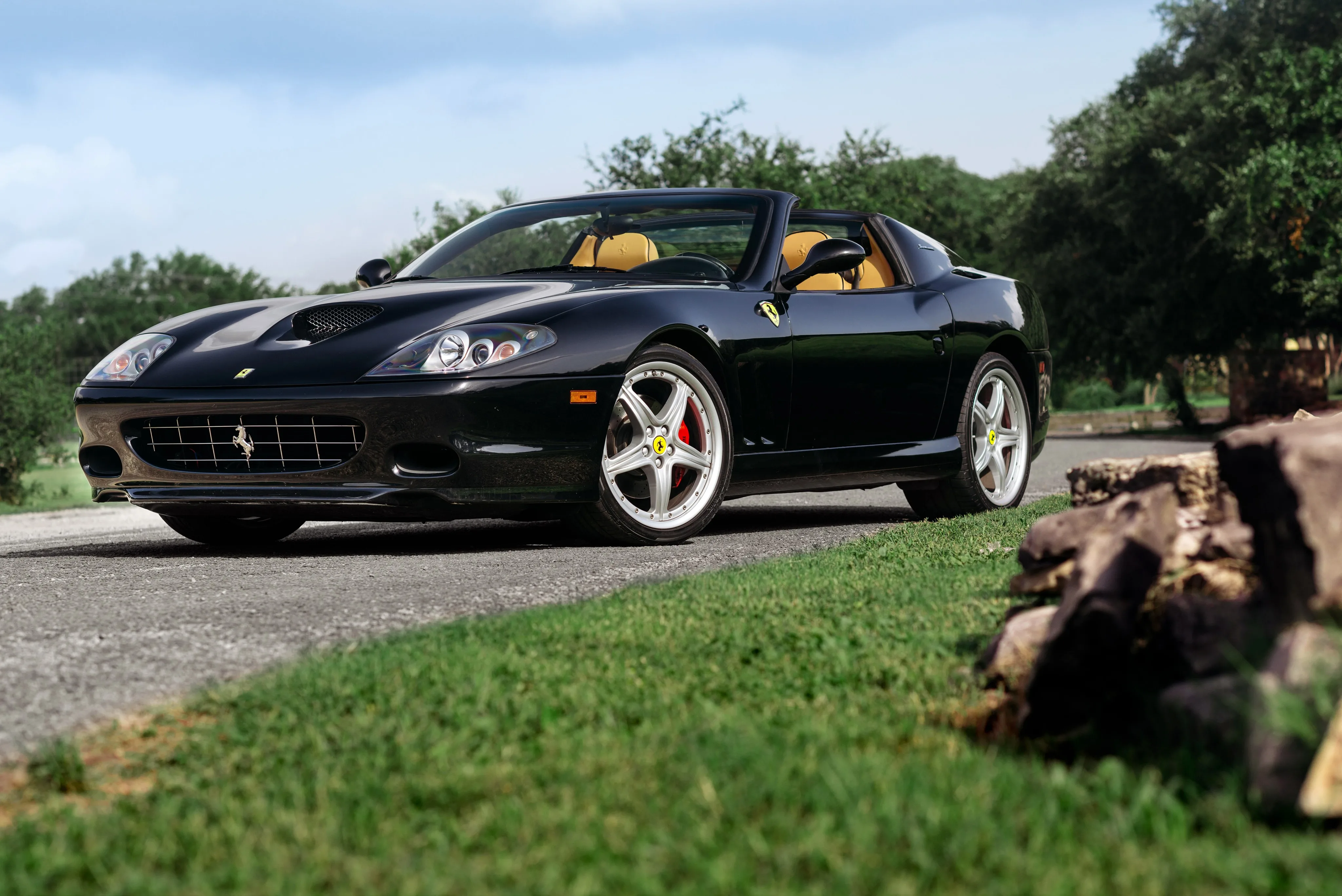 FERRARI-575-M-Superamerica-154_87.jpeg