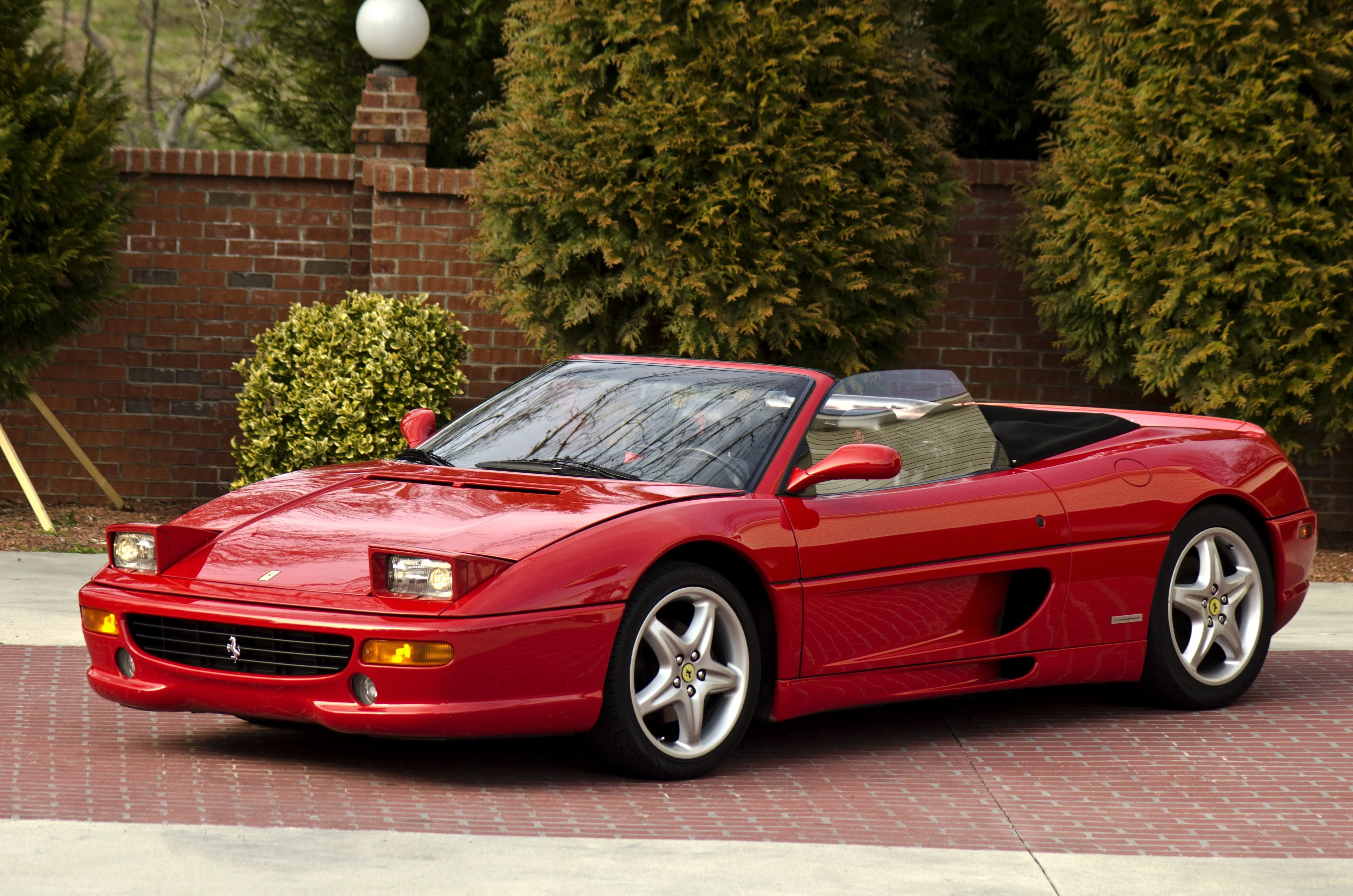 FERRARI-F355-Spider-1065_44.jpeg