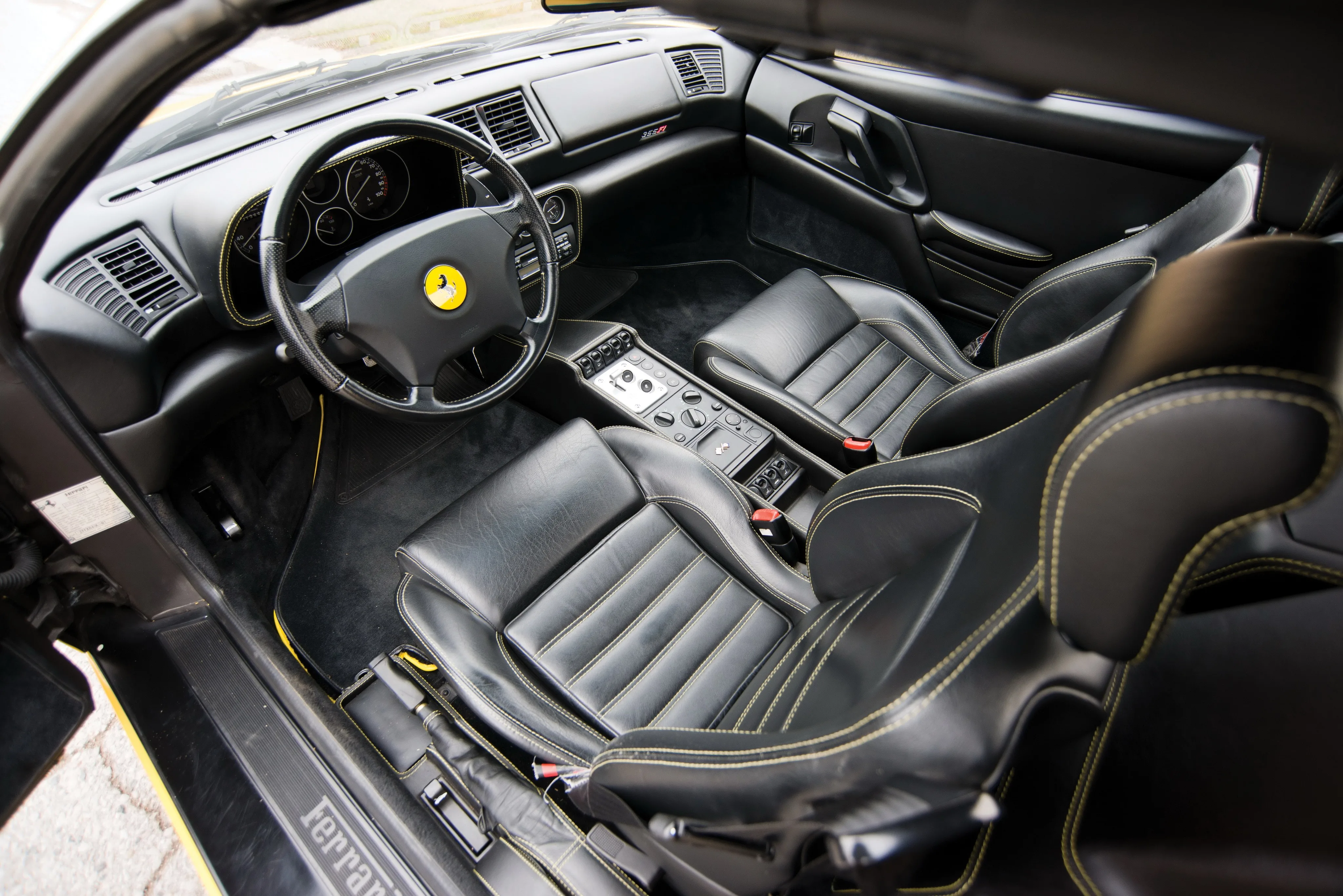FERRARI-F355-Spider-1065_9.jpeg