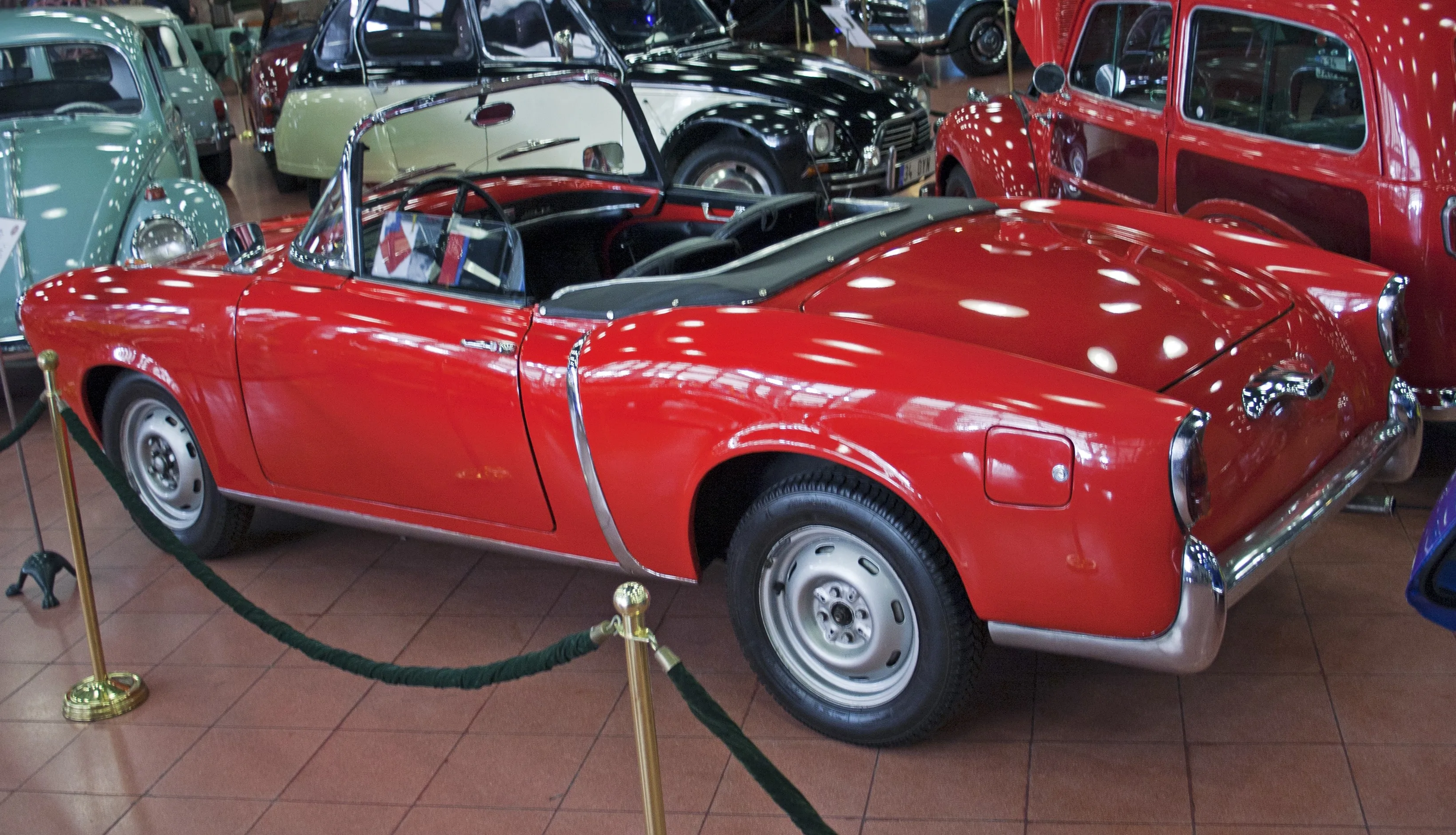 FIAT-1100-TV-Spider-2370_5.jpg