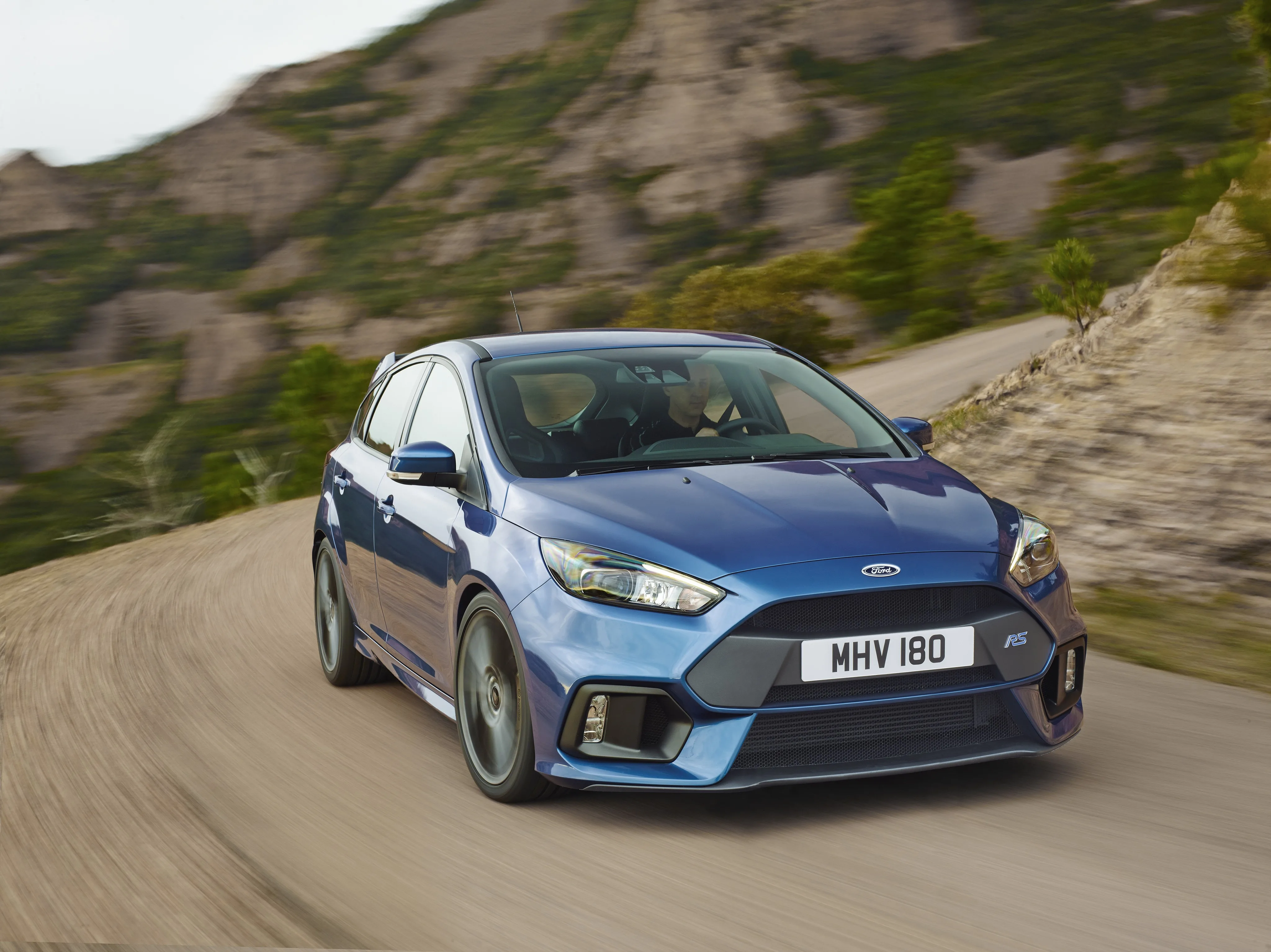 FORD-Focus-RS-5406_16.jpg