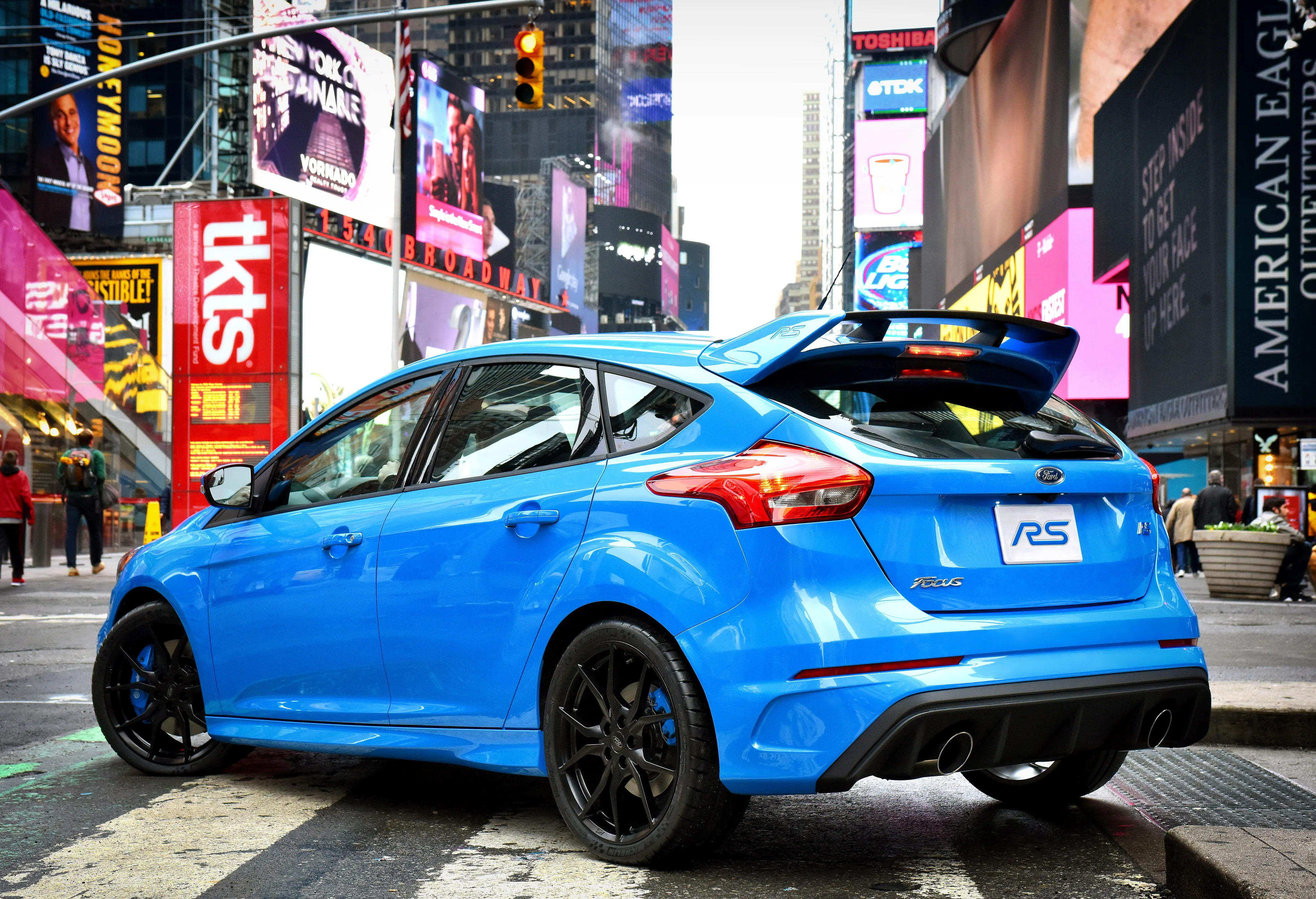 FORD-Focus-RS-5406_24.jpg
