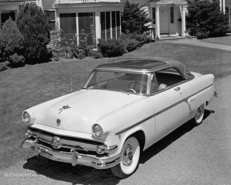 FORD Crestline Skyliner 1952-1954