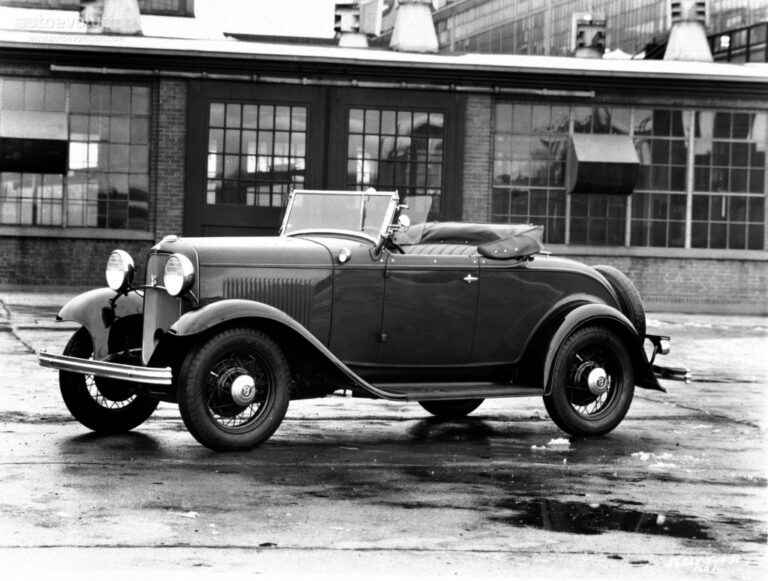FORD Deluxe Roadster 1932-1938