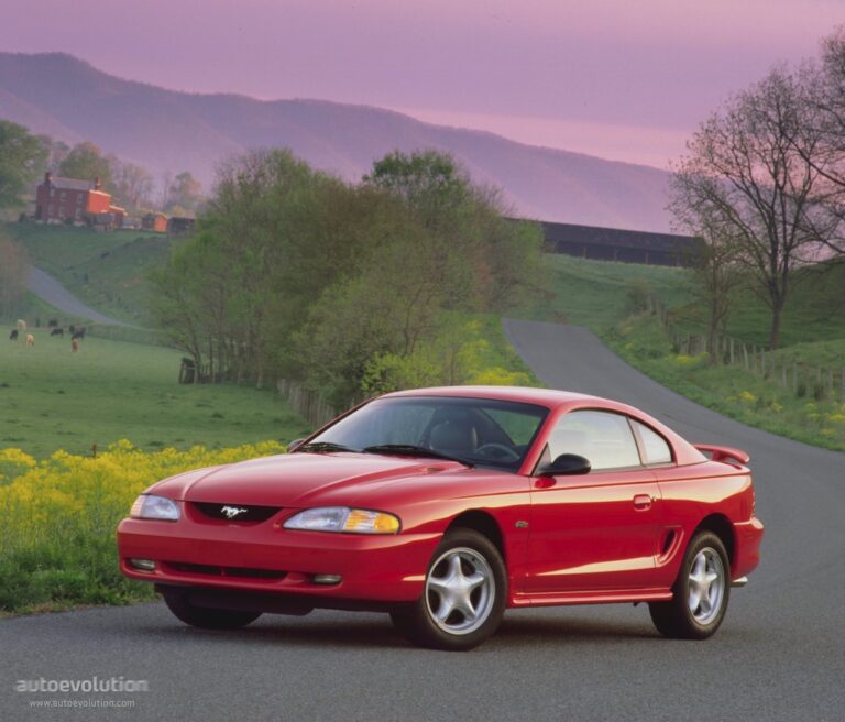FORD Mustang GT 1996