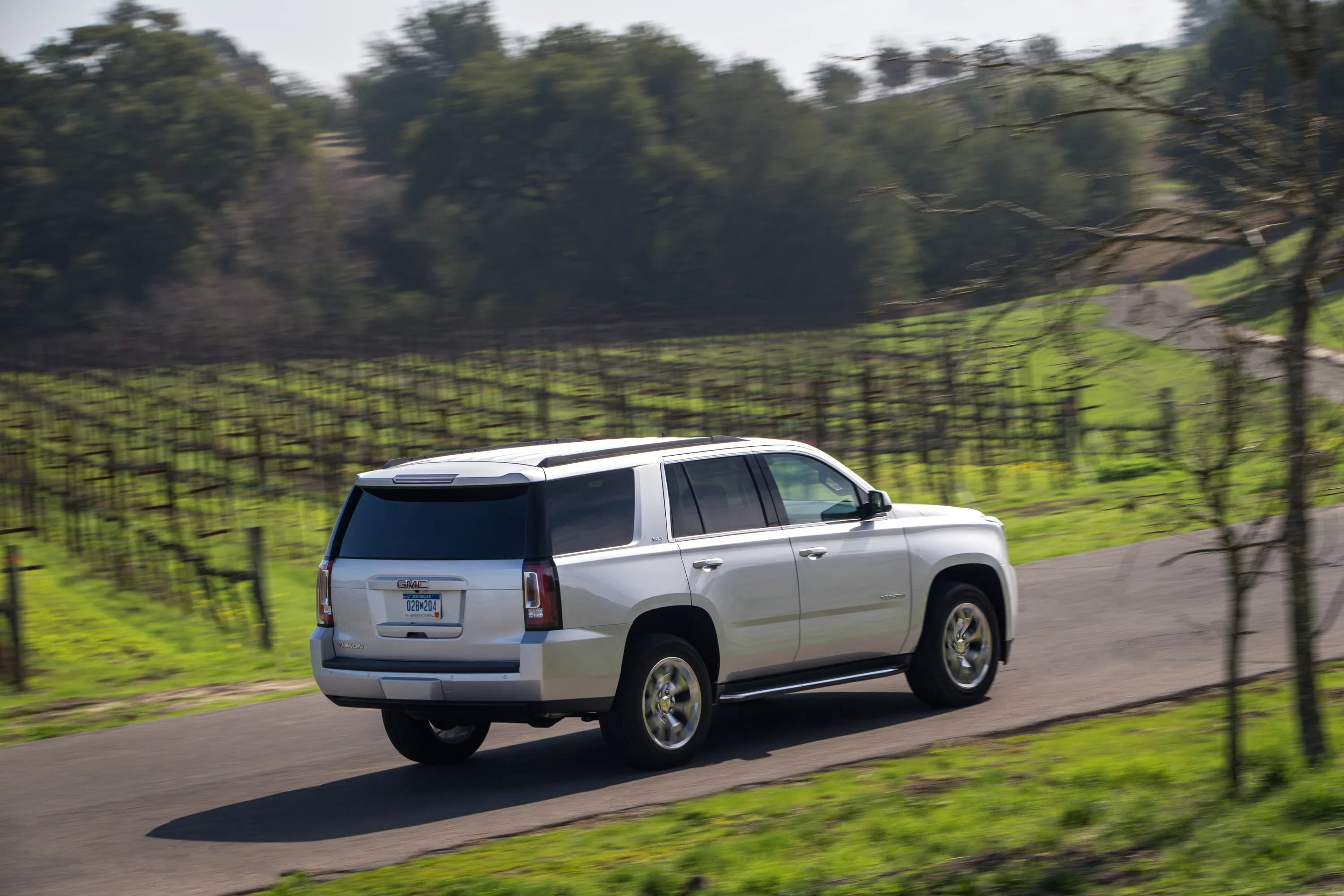 GMC-Yukon-Denali-5000_48.jpg