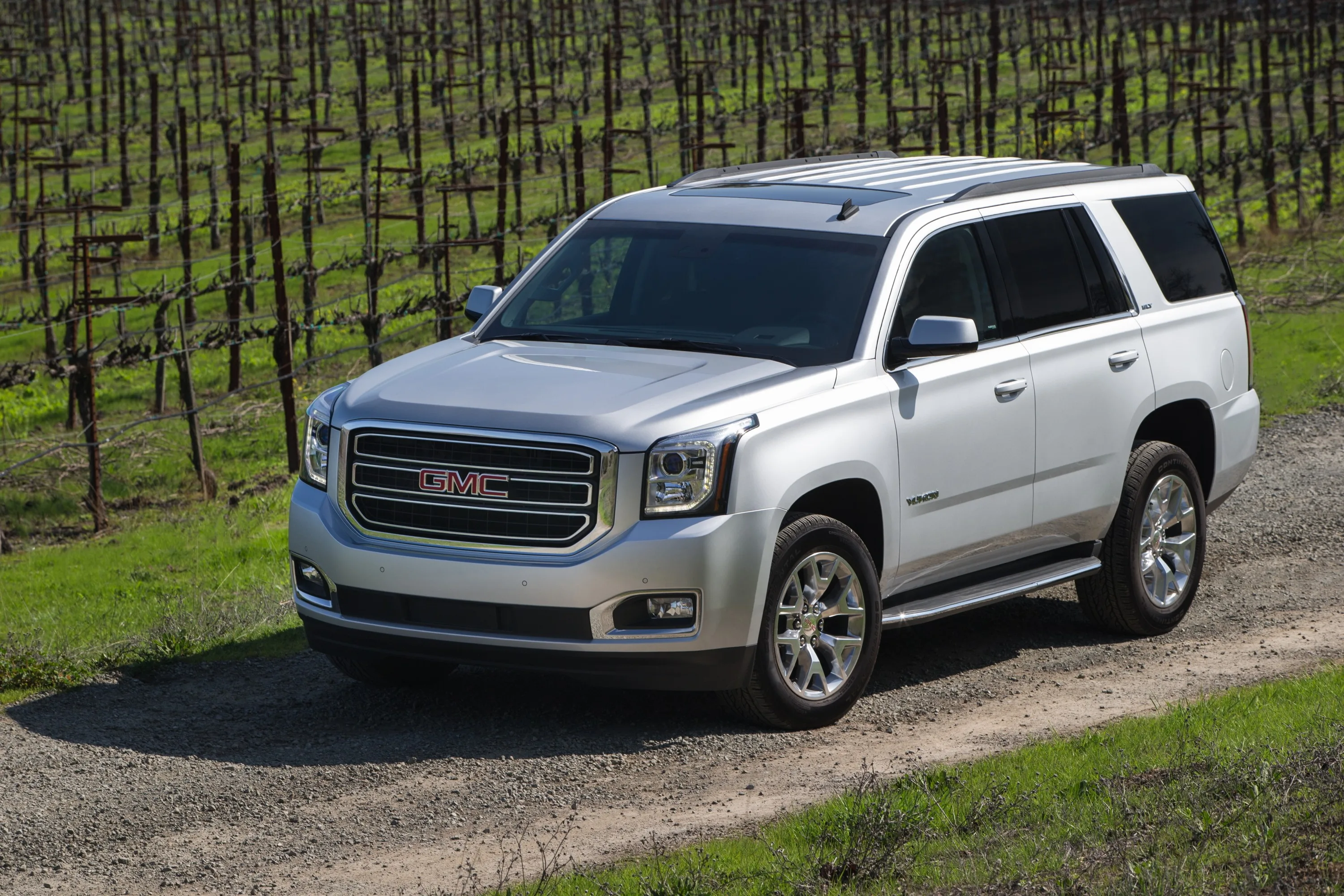 GMC-Yukon-Denali-5000_50.jpg