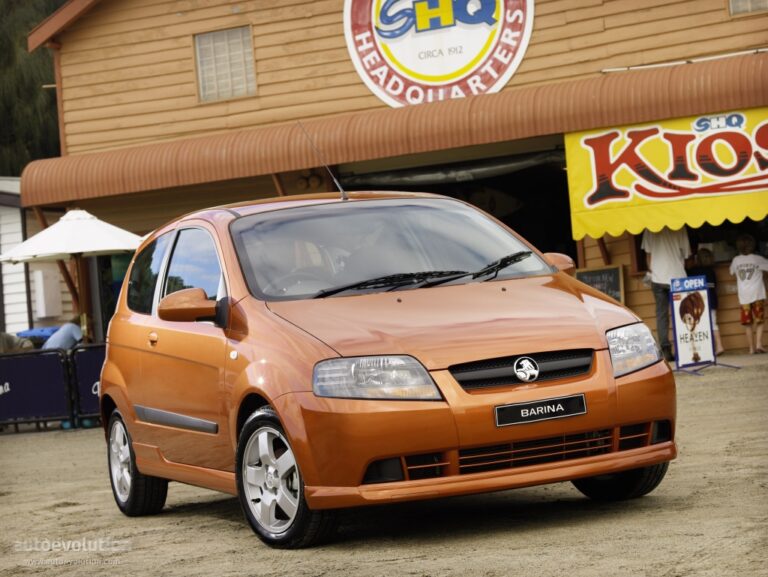 2005 Holden Barina three-door