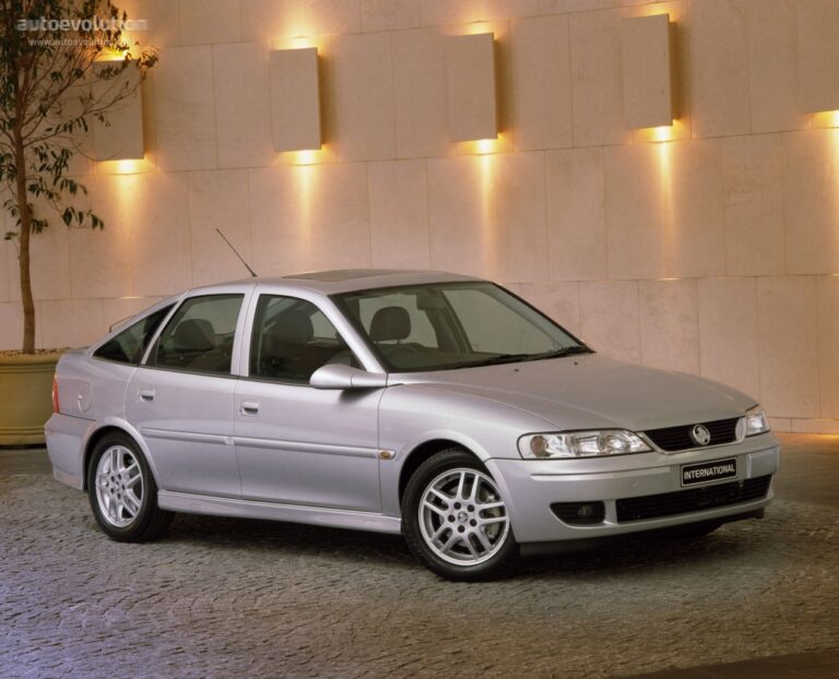 1996 Holden Vectra Liftback