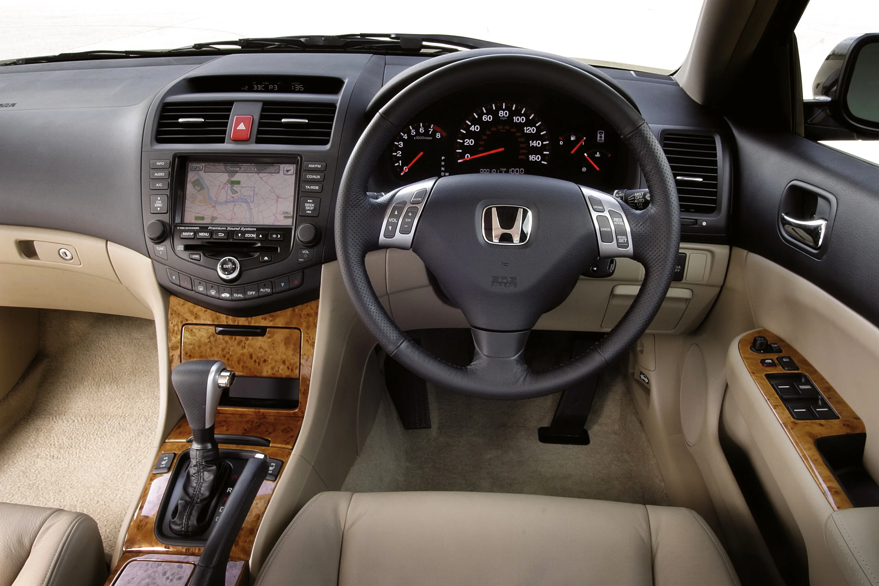 HONDA-Accord-4-Doors-2986_17.jpeg