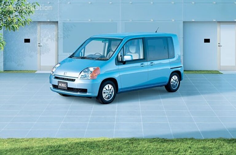 HONDA Mobilio 2001-2004