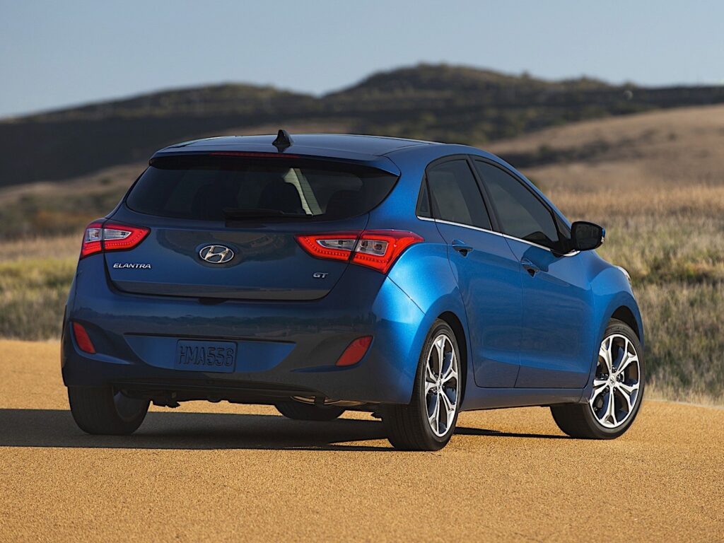 HYUNDAI Elantra GT 2012-2015