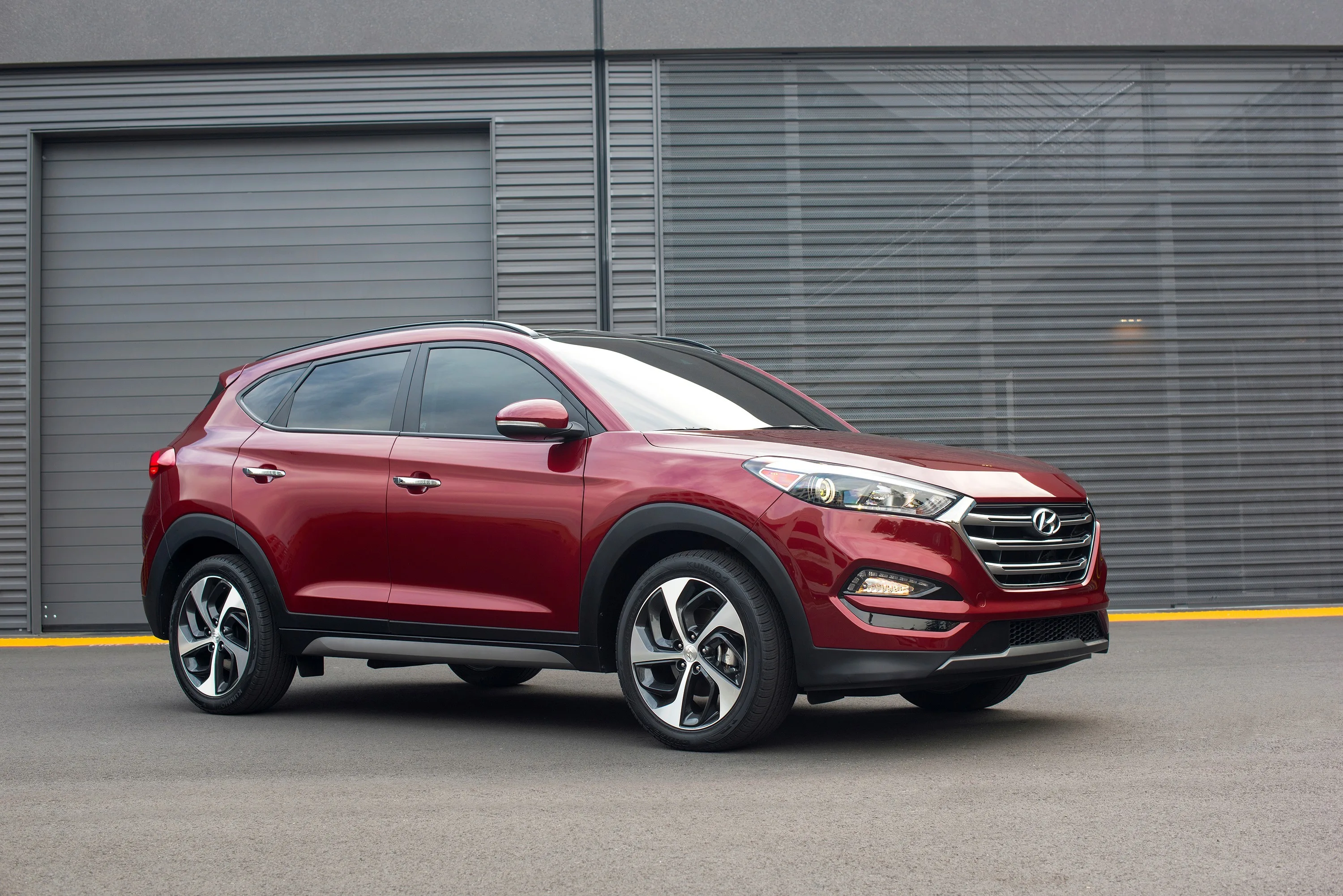 HYUNDAI-Tucson-5405_16.jpg