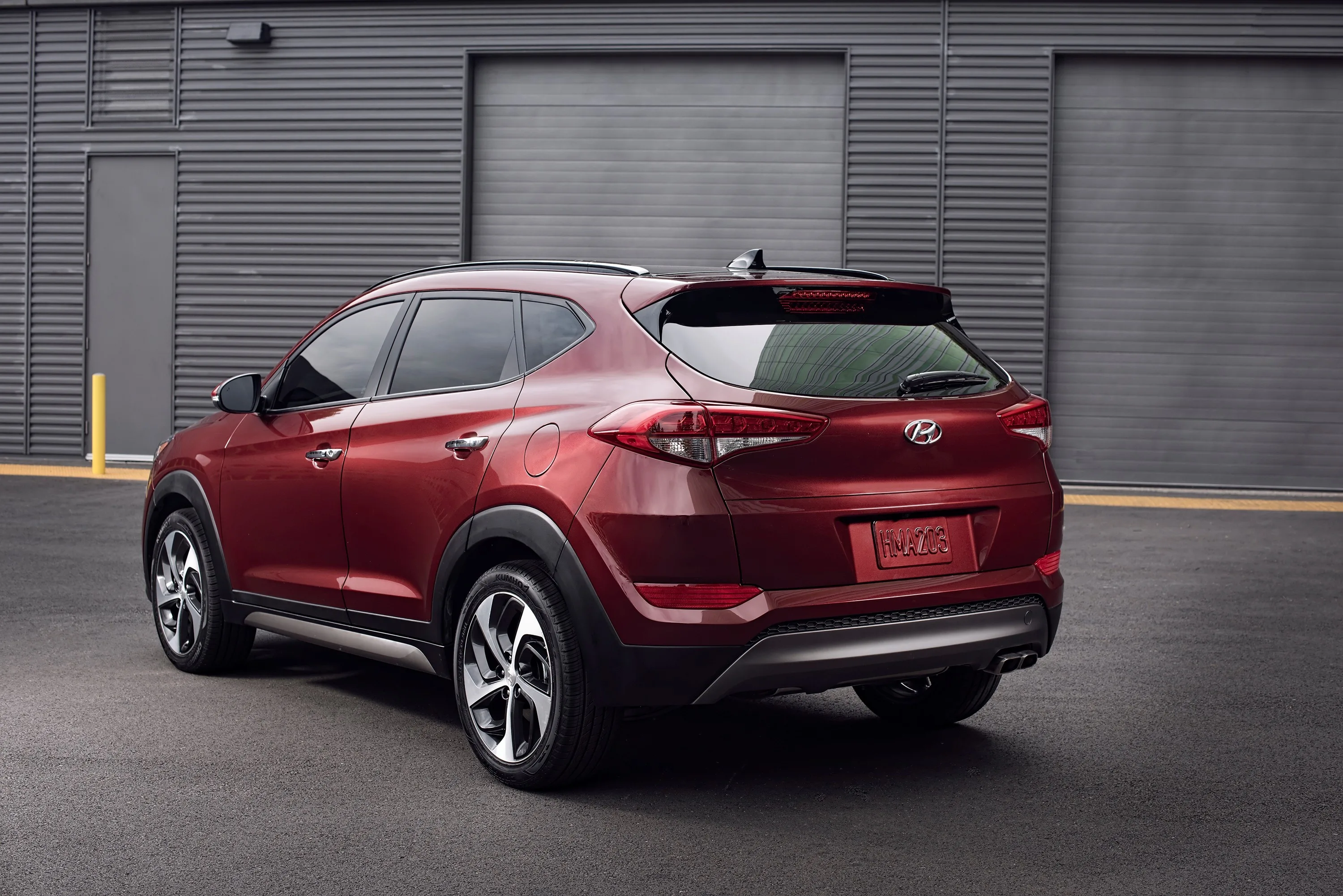 HYUNDAI-Tucson-5405_18.jpg