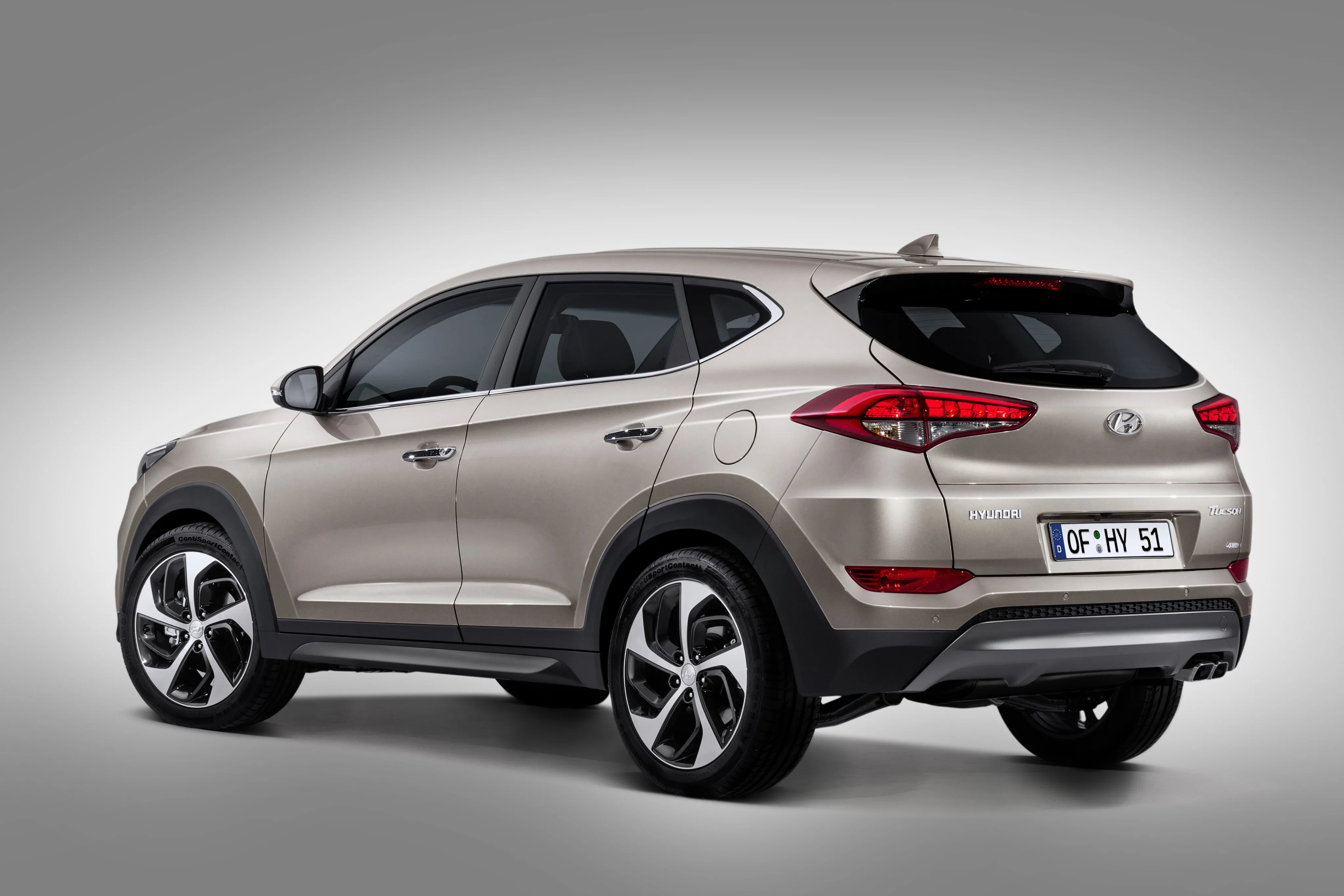 HYUNDAI-Tucson-5405_9.jpg