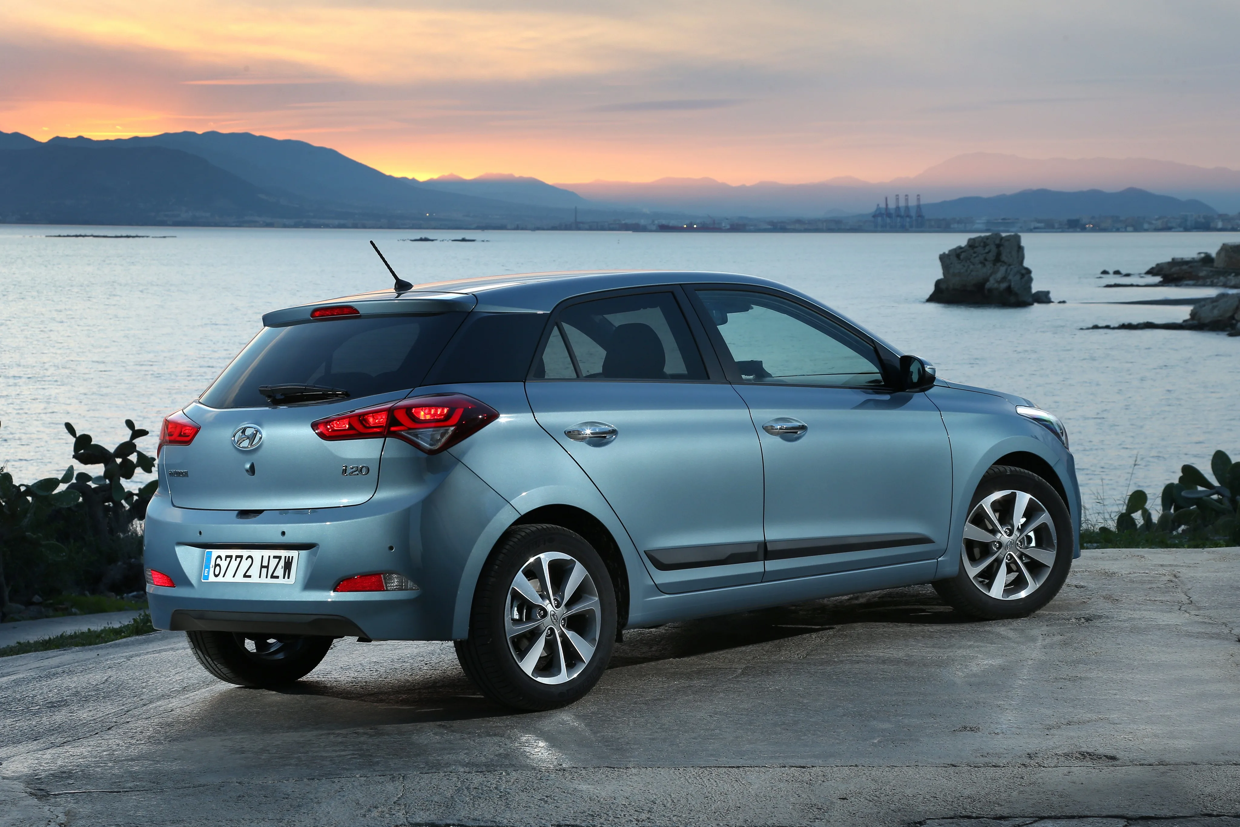 HYUNDAI-i20-5279_36.jpg