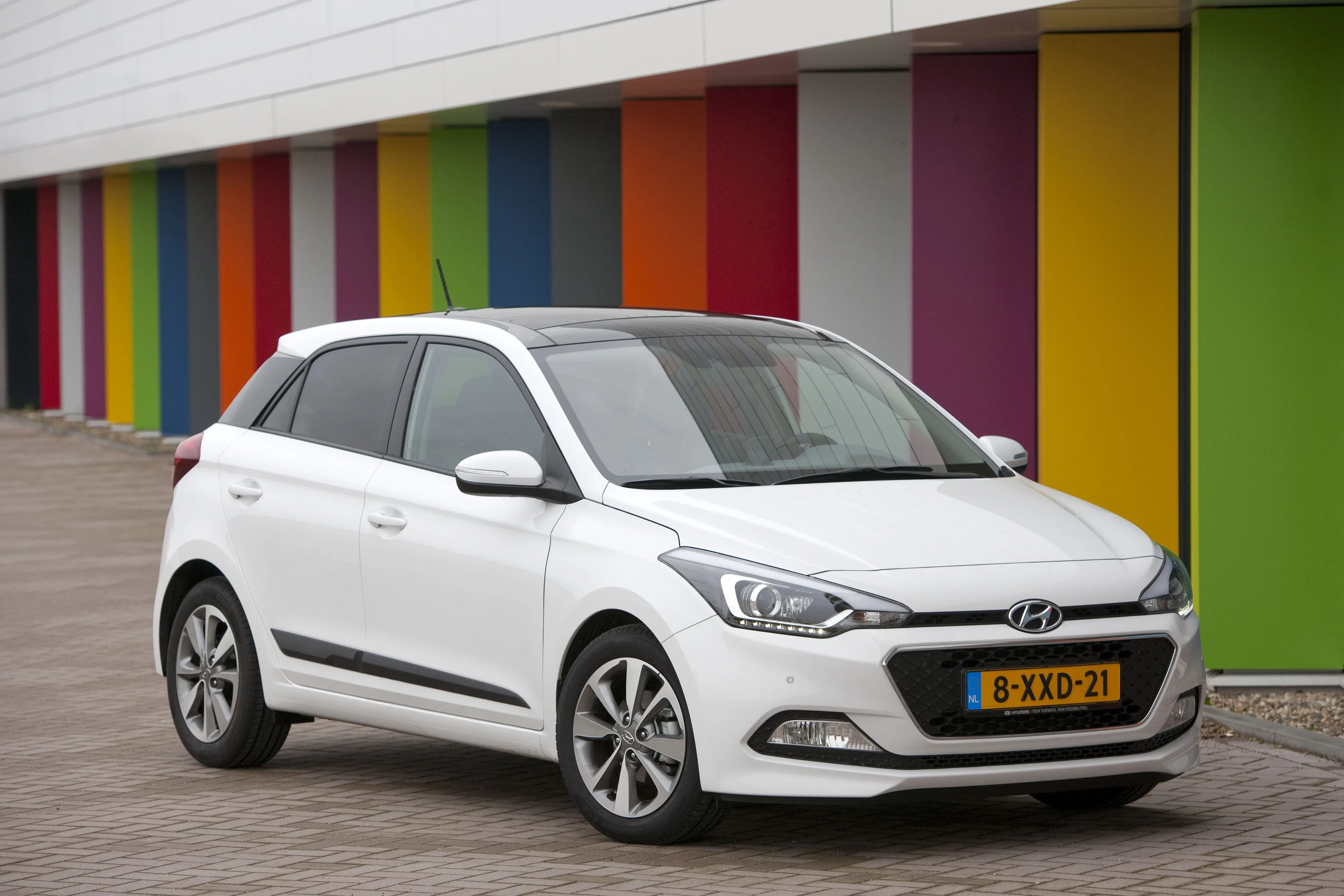 HYUNDAI-i20-5279_64.jpg