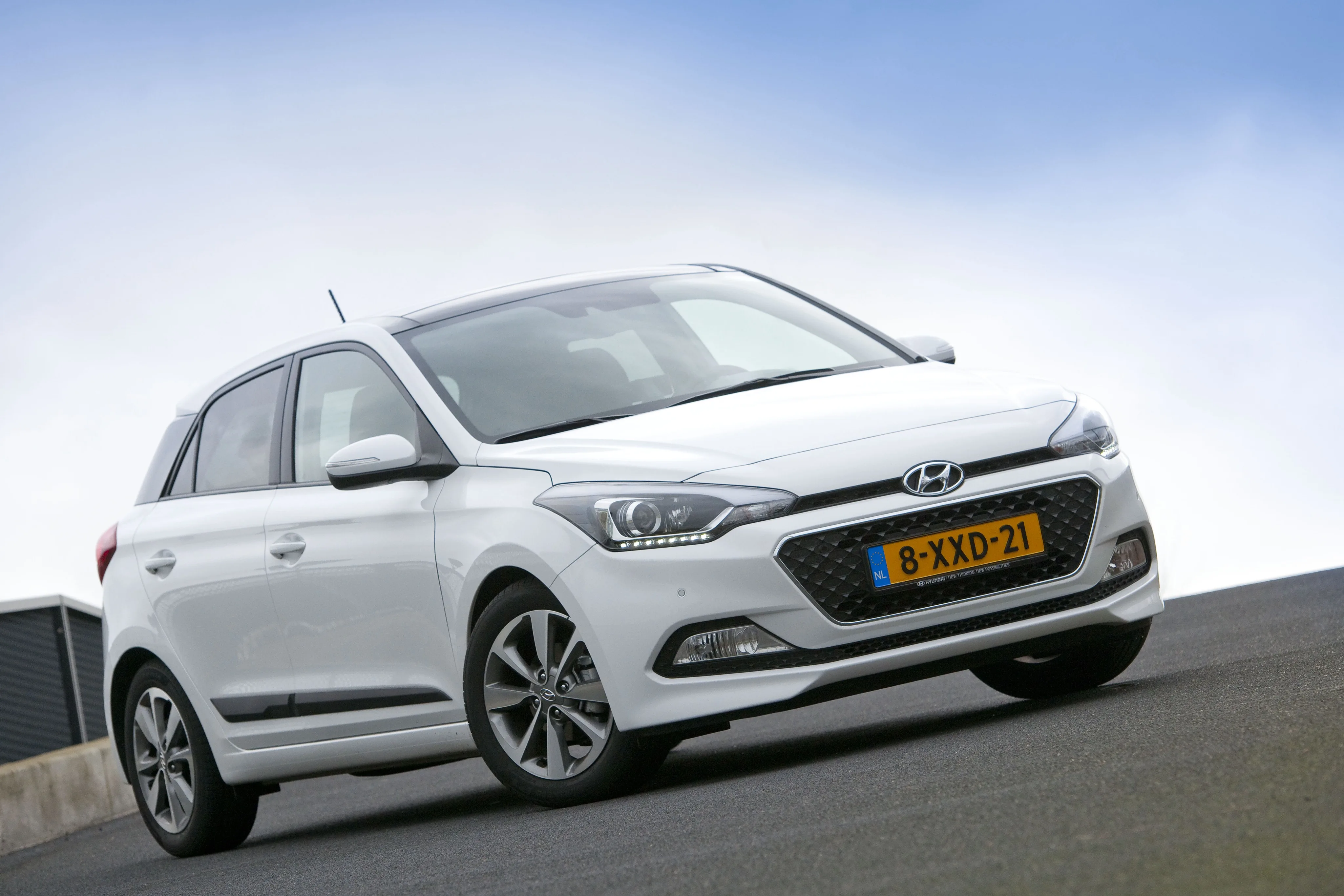 HYUNDAI-i20-5279_71.jpg