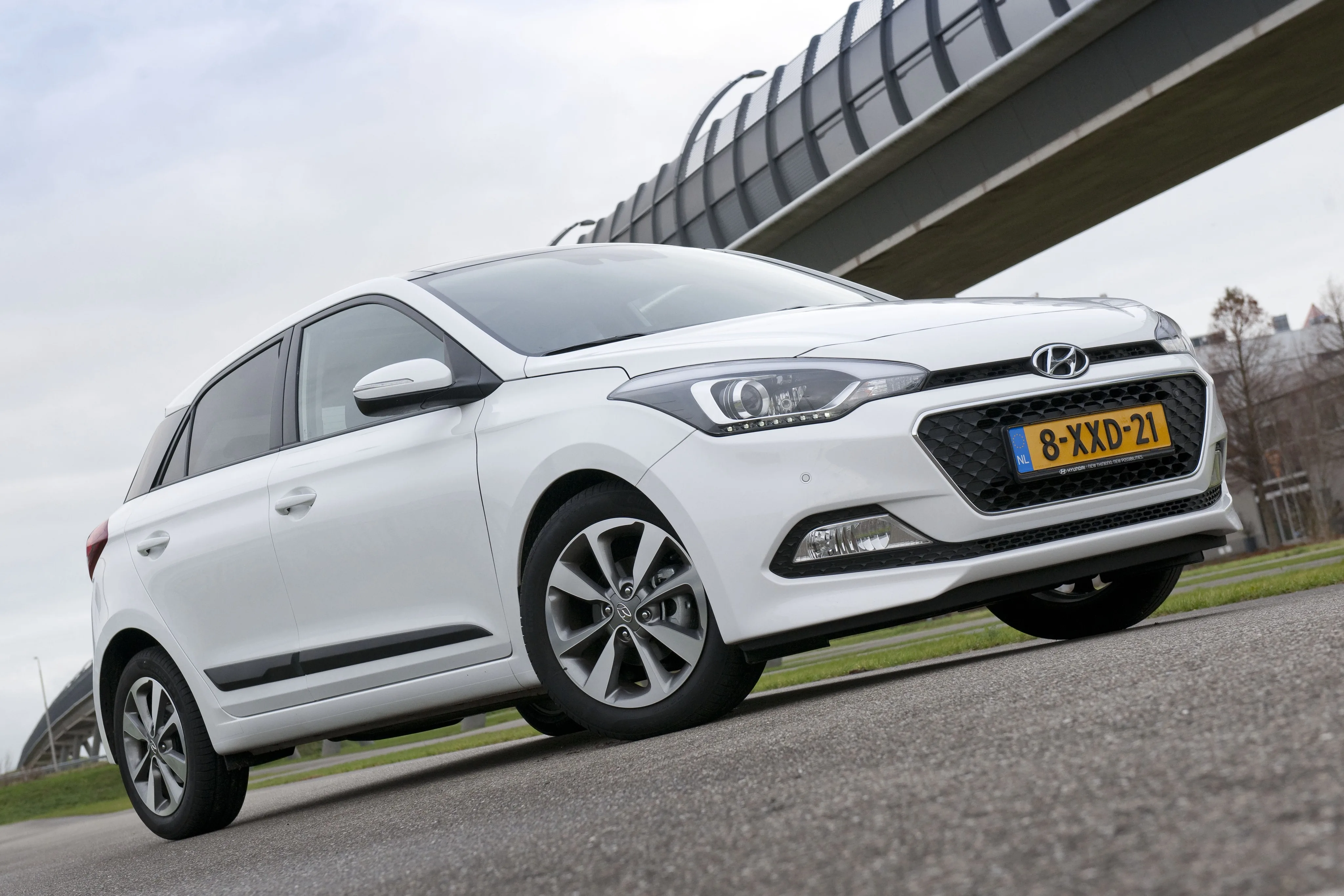 HYUNDAI-i20-5279_76.jpg