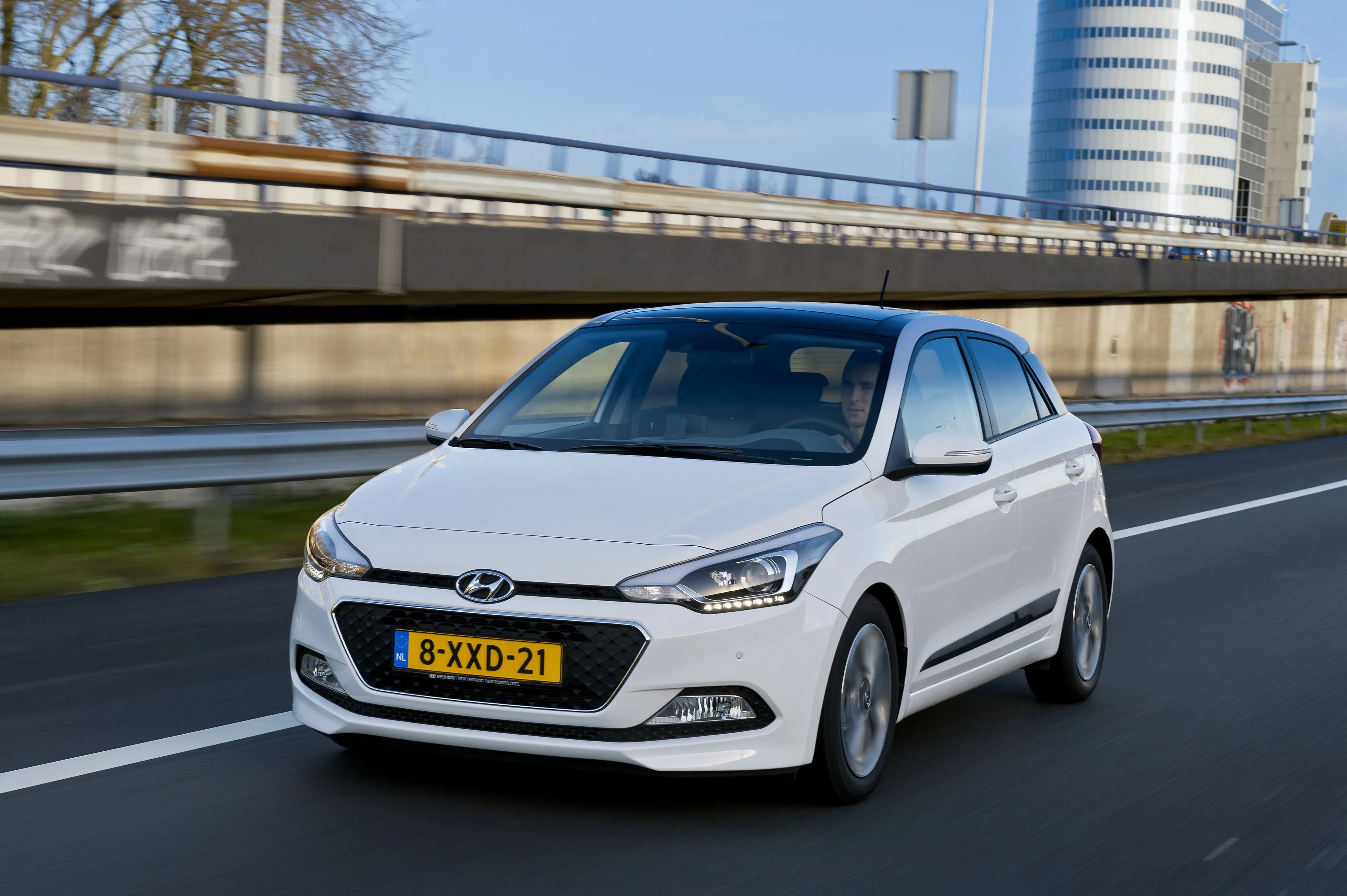 HYUNDAI-i20-5279_80.jpg