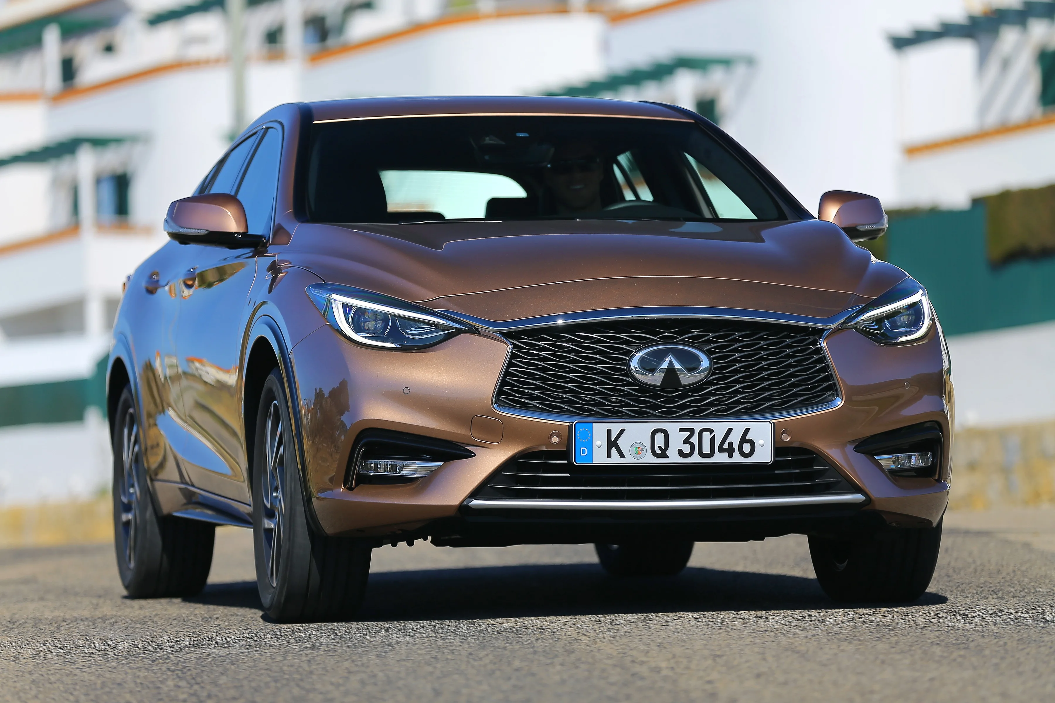 INFINITI-Q30-5556_53.jpeg