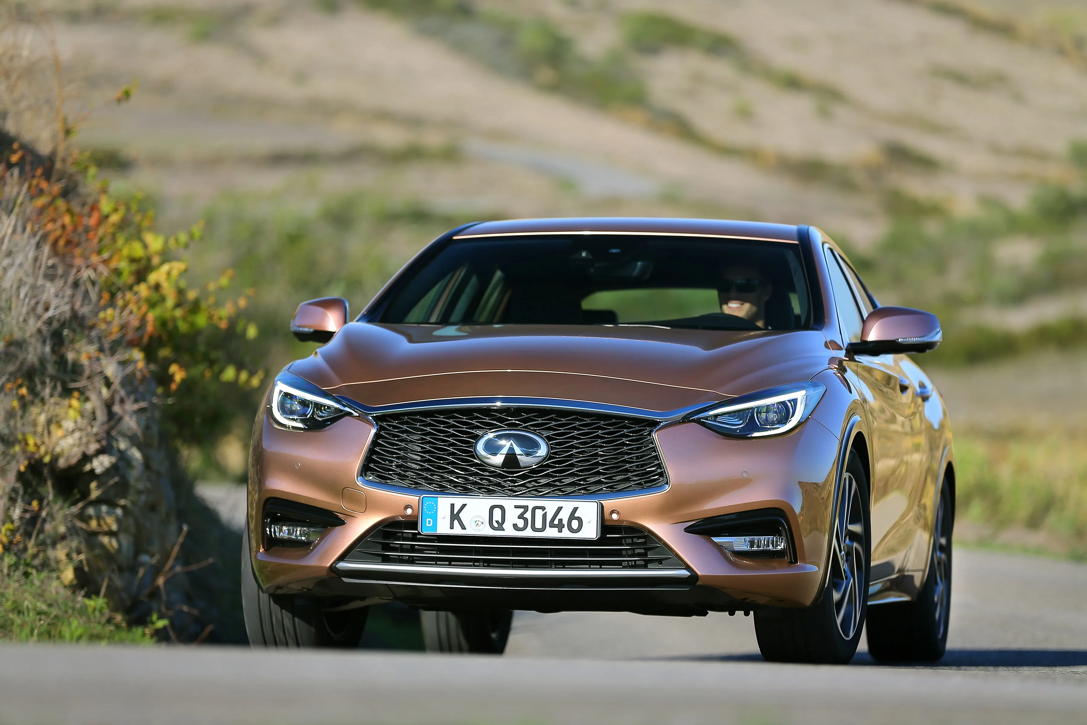 INFINITI-Q30-5556_55.jpeg