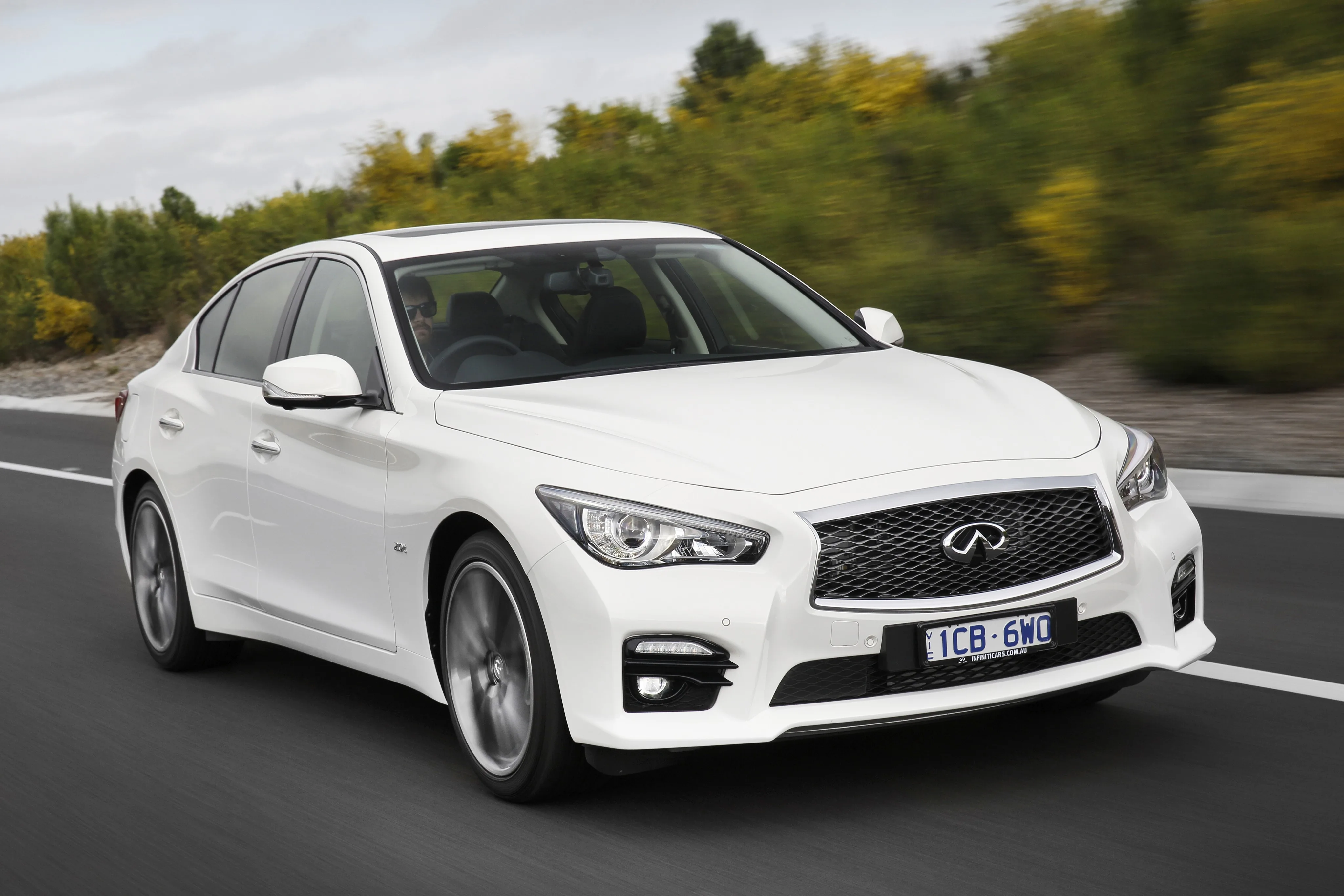 INFINITI-Q50-4718_102.jpeg
