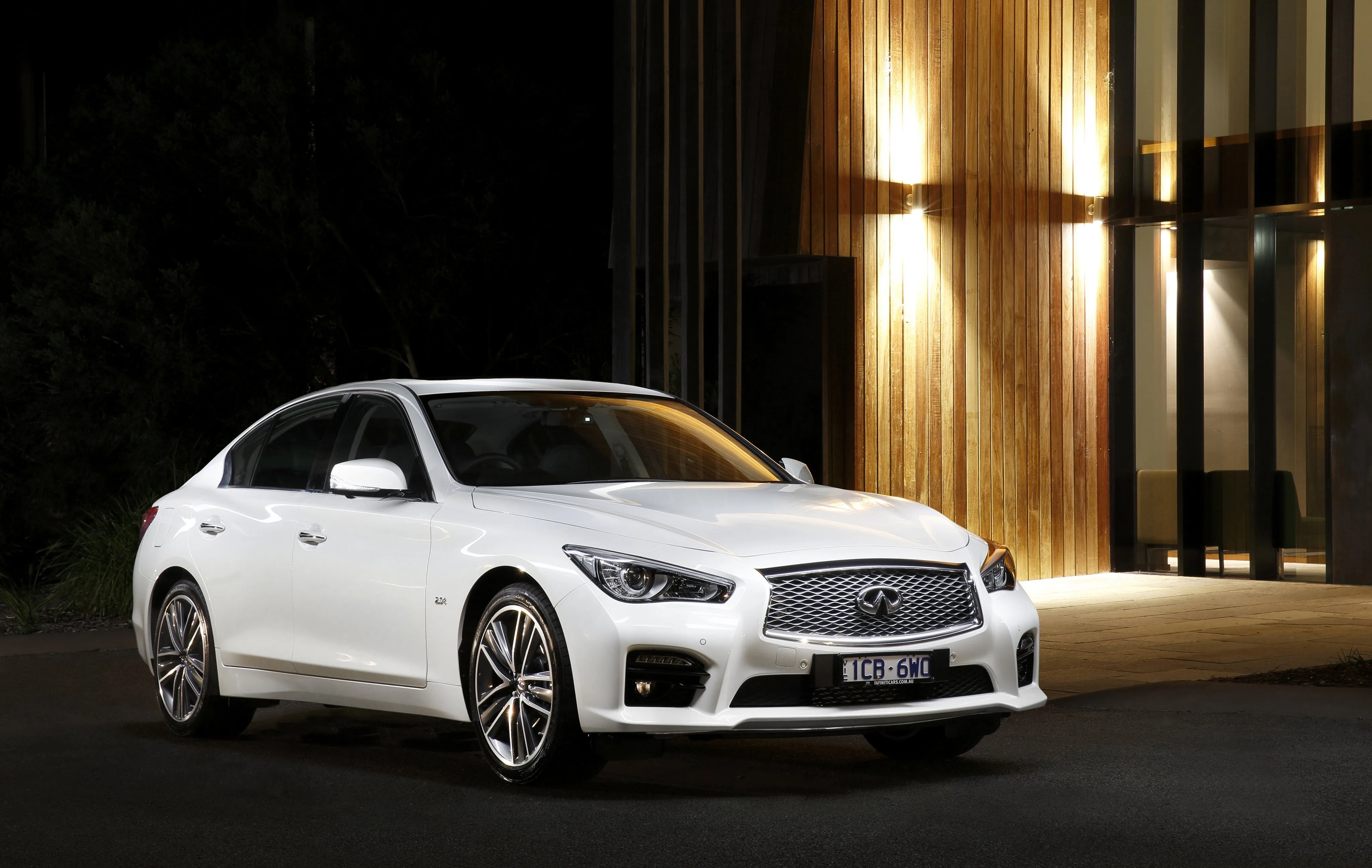 INFINITI-Q50-4718_96.jpeg