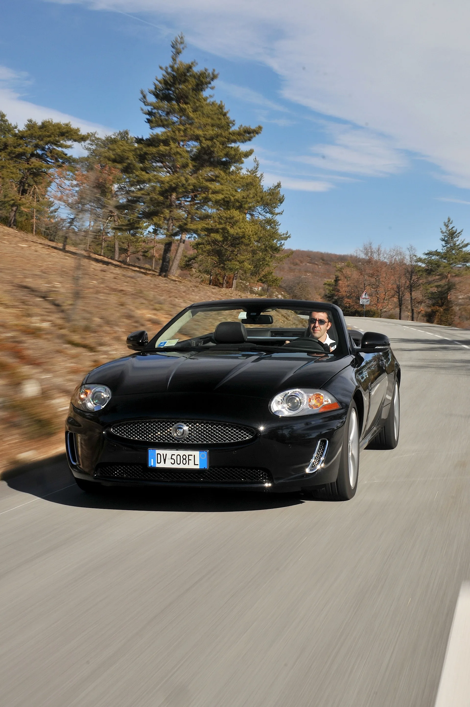 JAGUAR-XK-Cabrio-4975_21.jpg