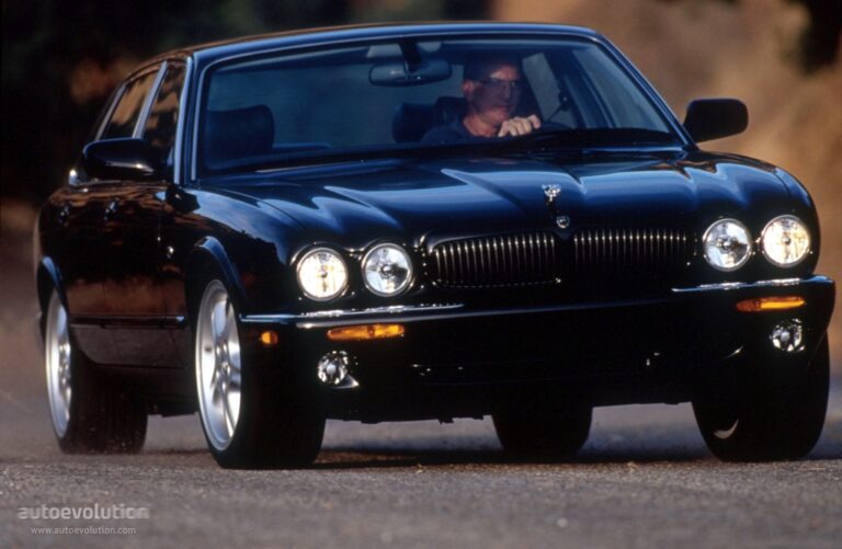 JAGUAR XJ 1997-2003