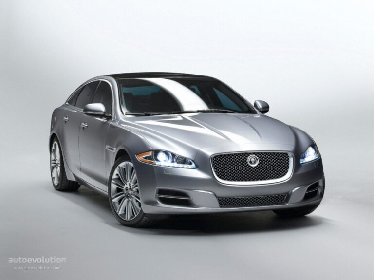 JAGUAR XJ 2009-2012