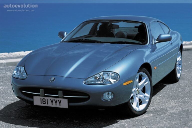 2002 Jaguar XK8