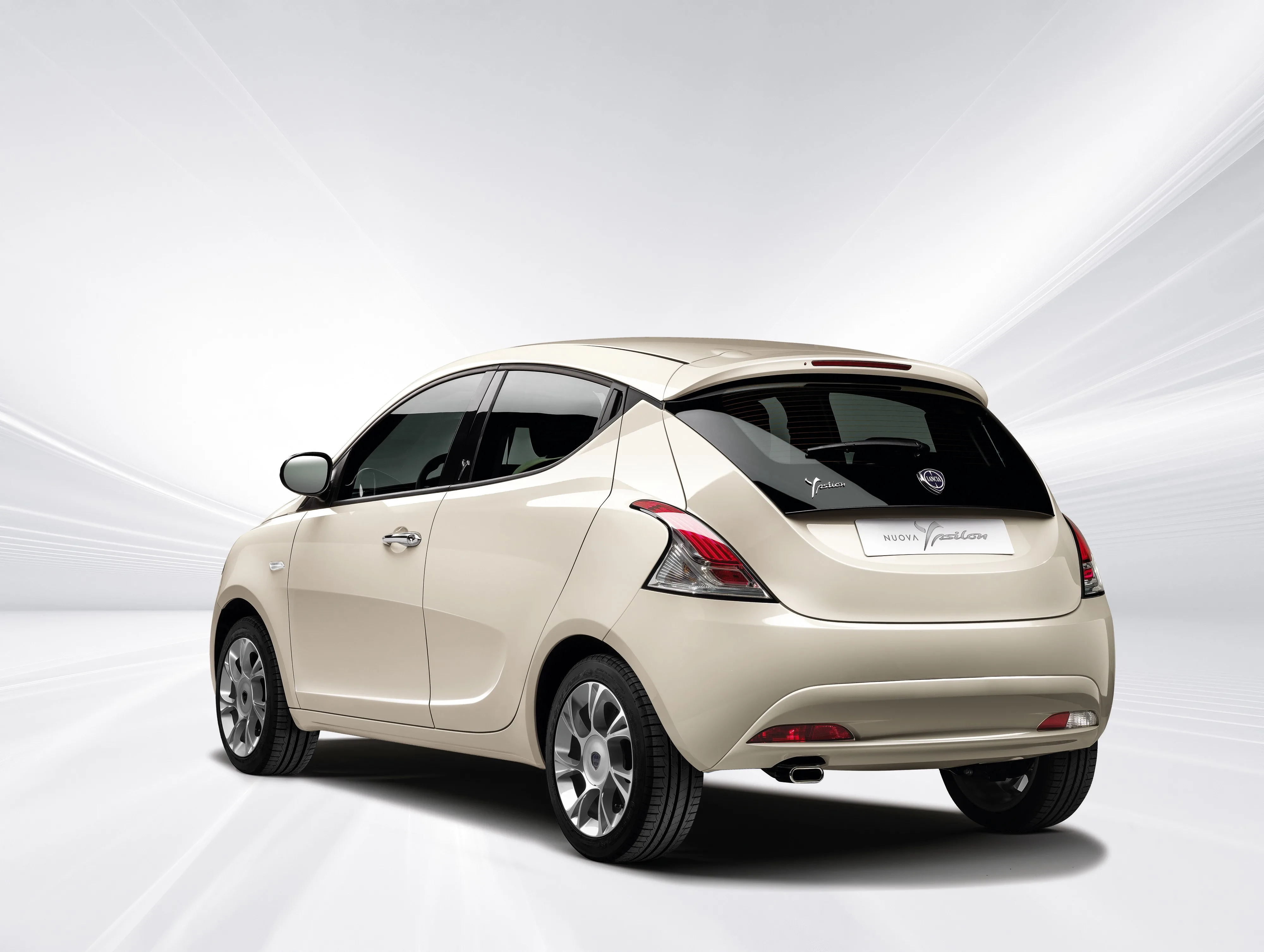 LANCIA-Ypsilon-5564_10.jpeg