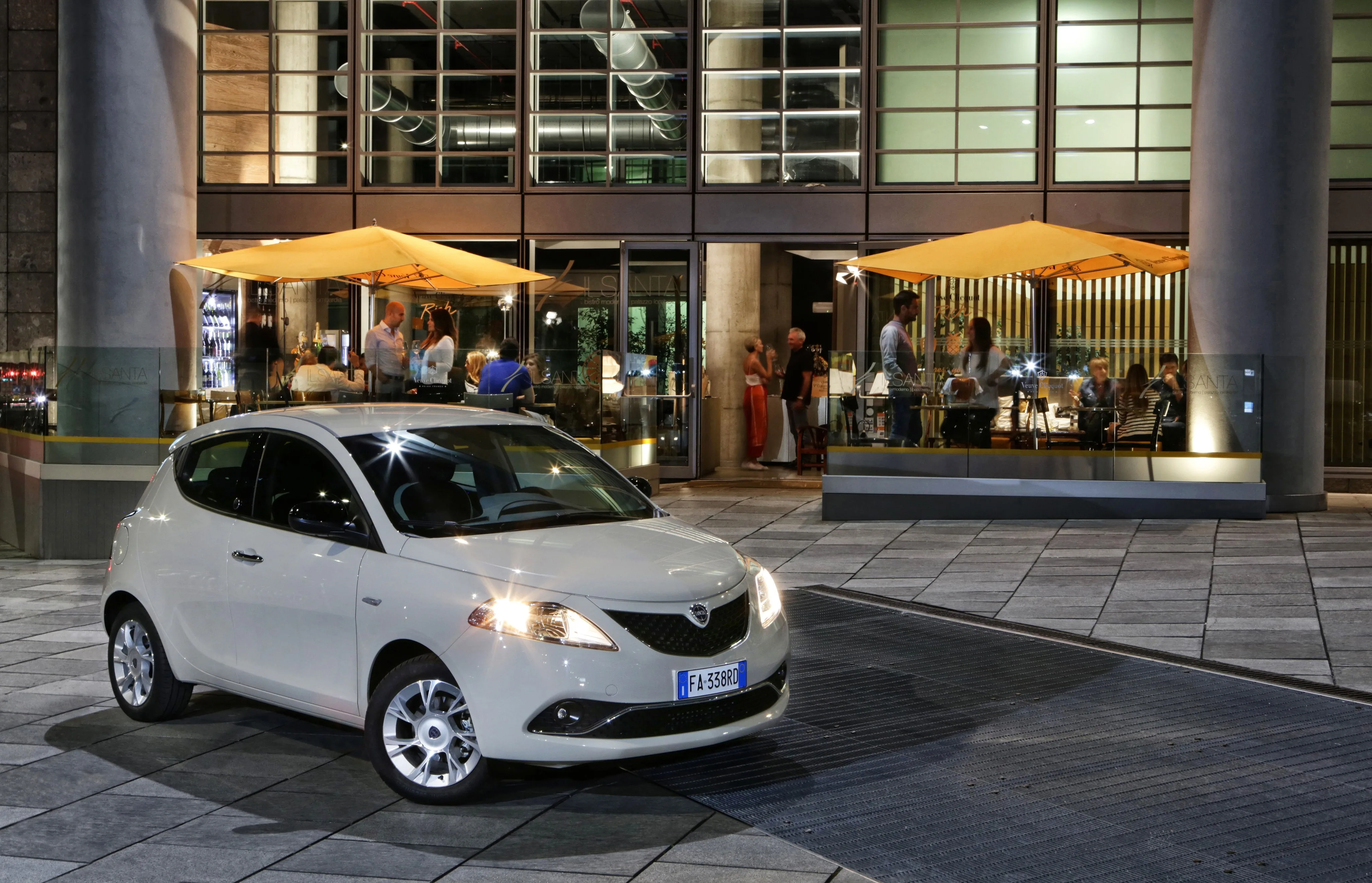 LANCIA-Ypsilon-5564_9.jpeg