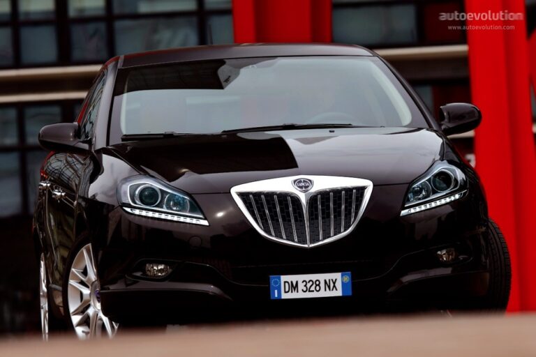 LANCIA Delta 2008-2013